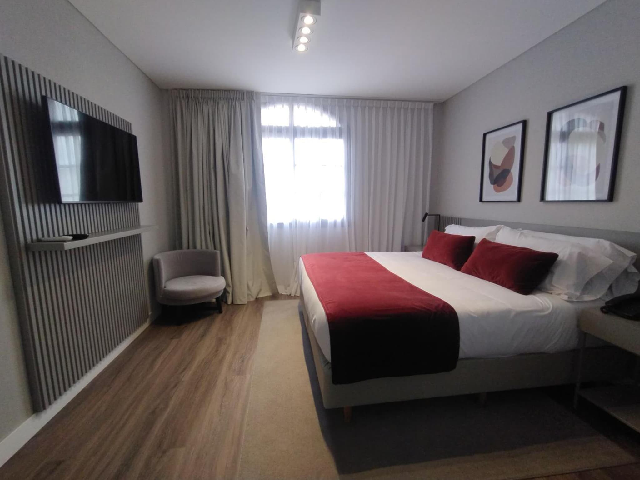 Guemes Hotel & Spa photo 5