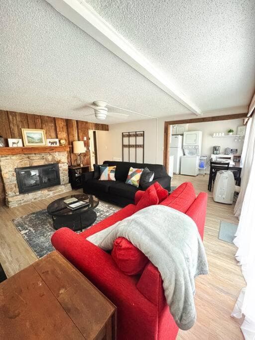 Cozy & Peaceful View - Walk2Resort - Fireplace photo 8