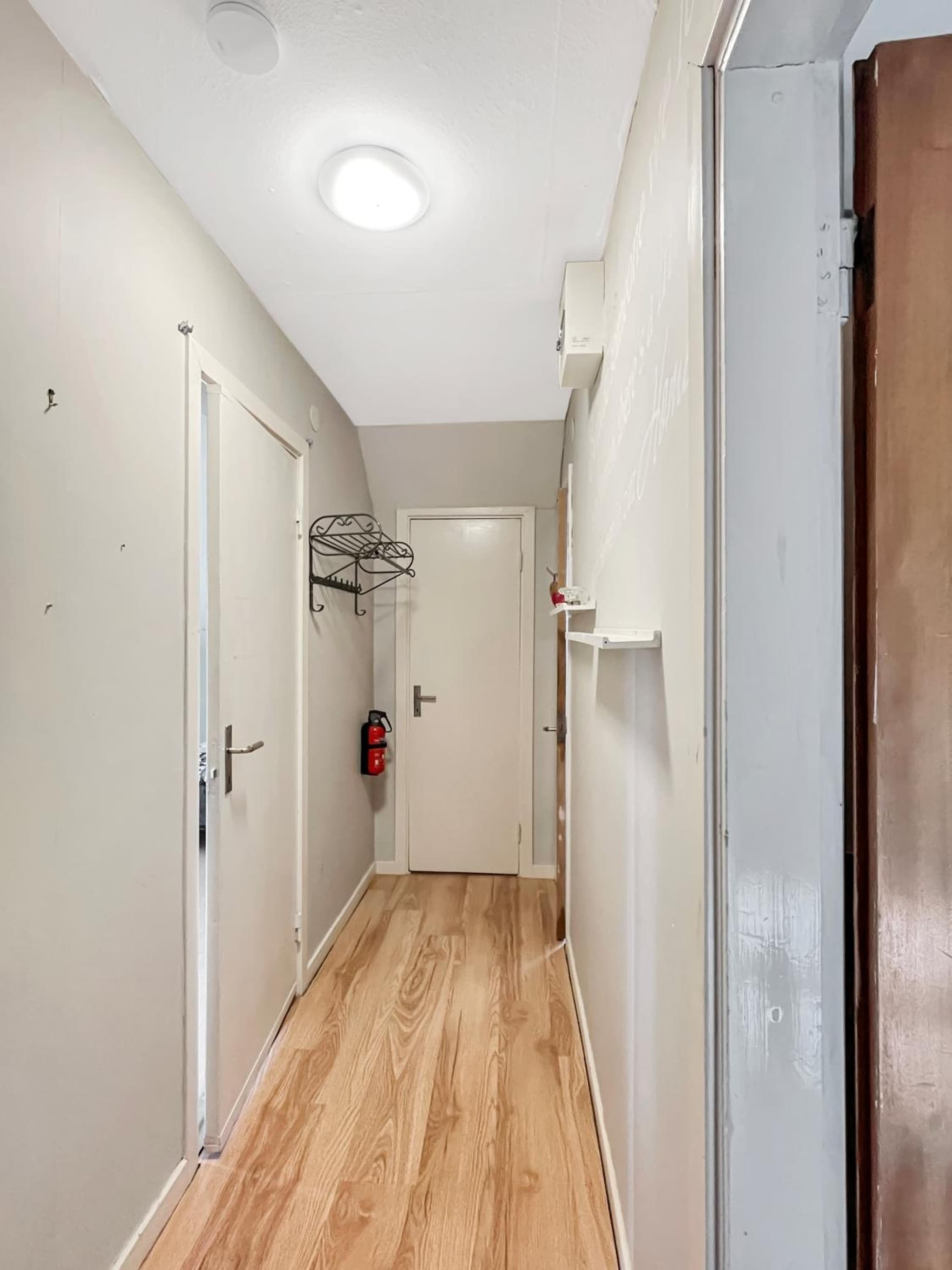 Coparate Housing - Equipped Apartments For Work Crews - Up To 20 Beds! photo 3