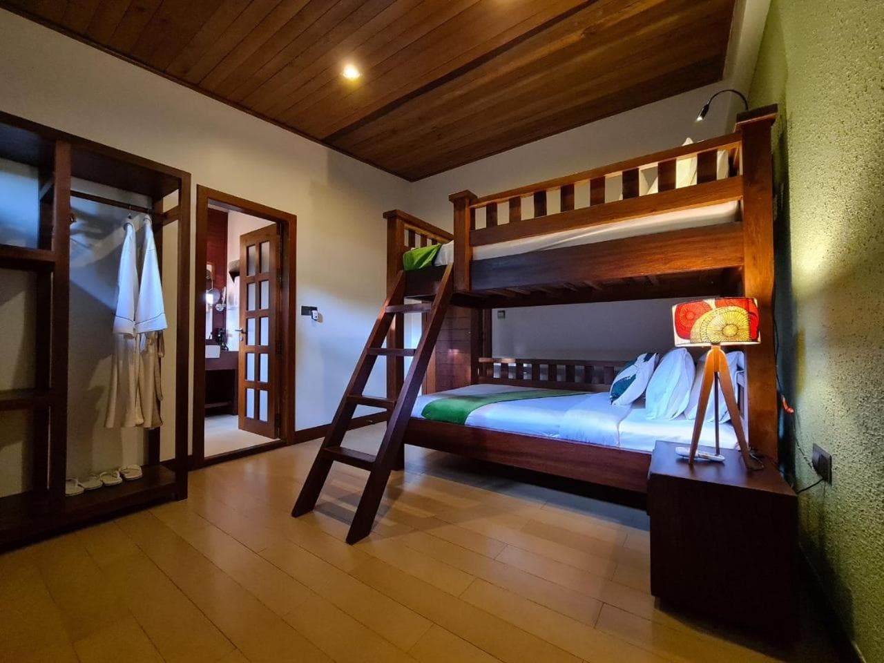Mayura Hill Resort photo 3