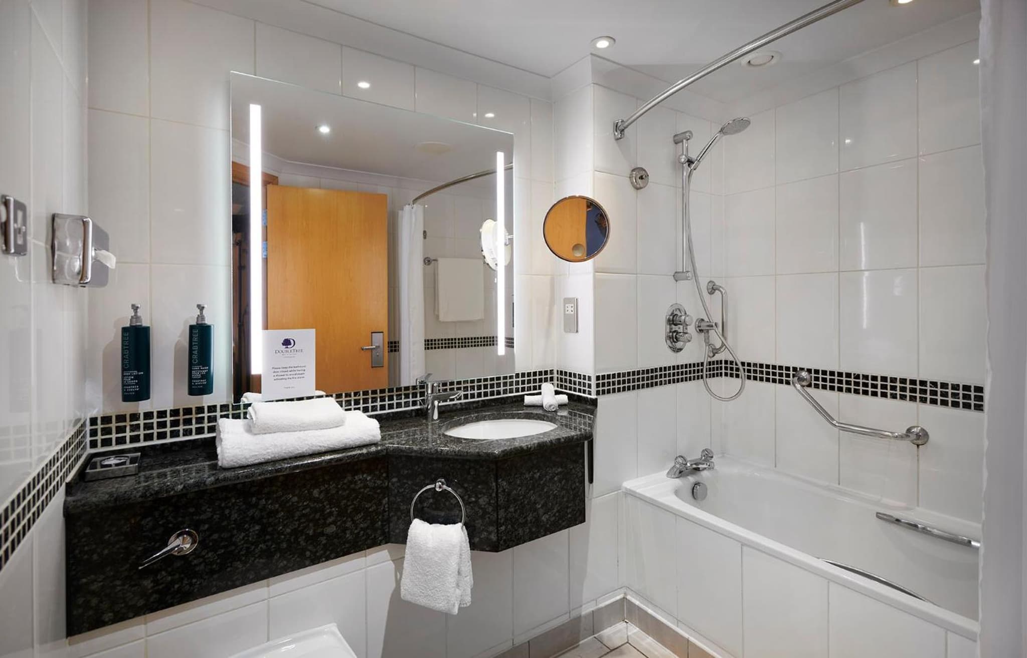 DoubleTree by Hilton Swindon Hotel photo 8
