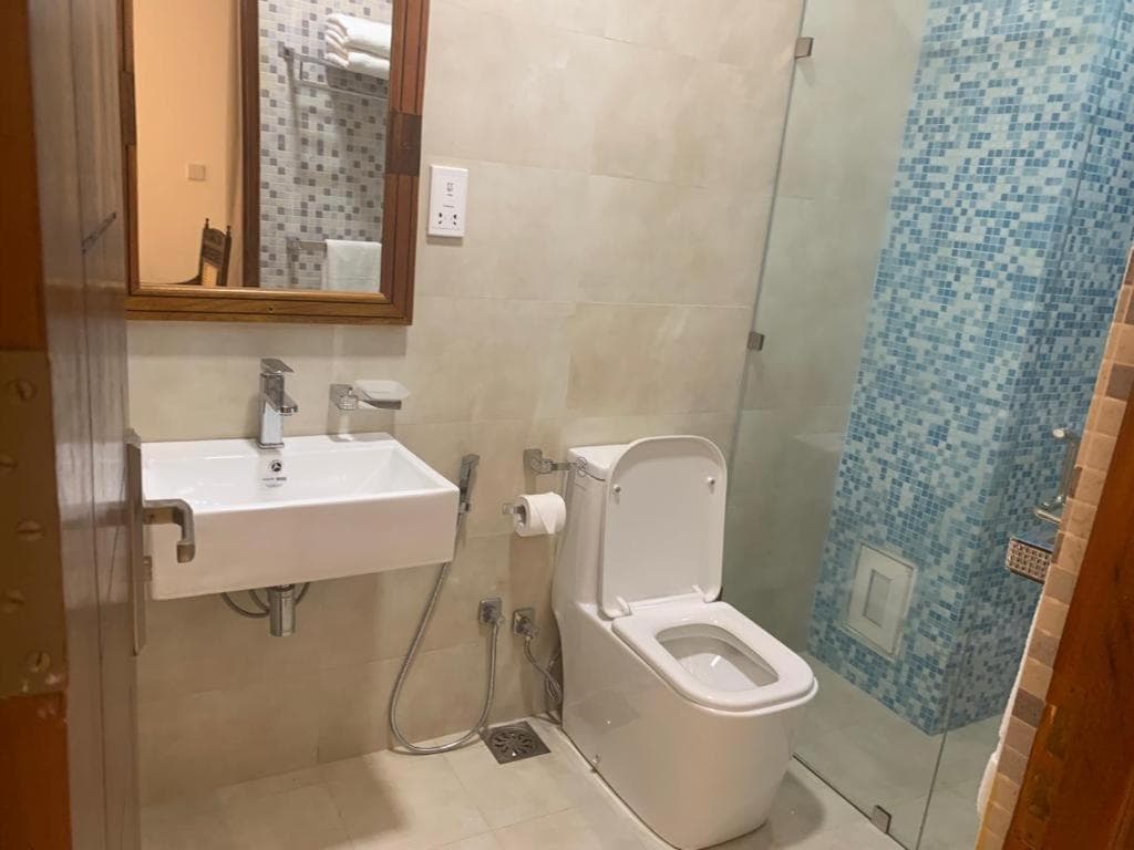 Lavinia Bay Beach Hotel photo 7