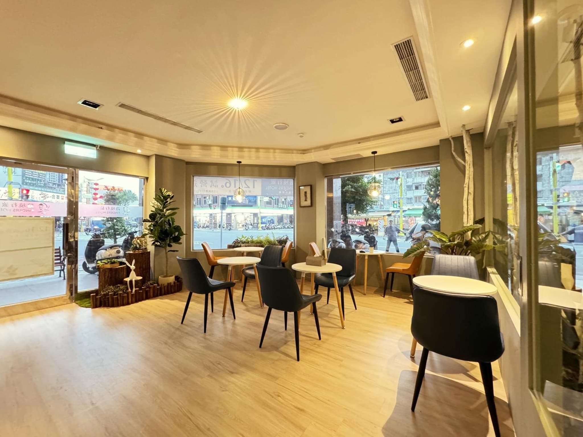 Finders Hotel Hualien Station photo 2