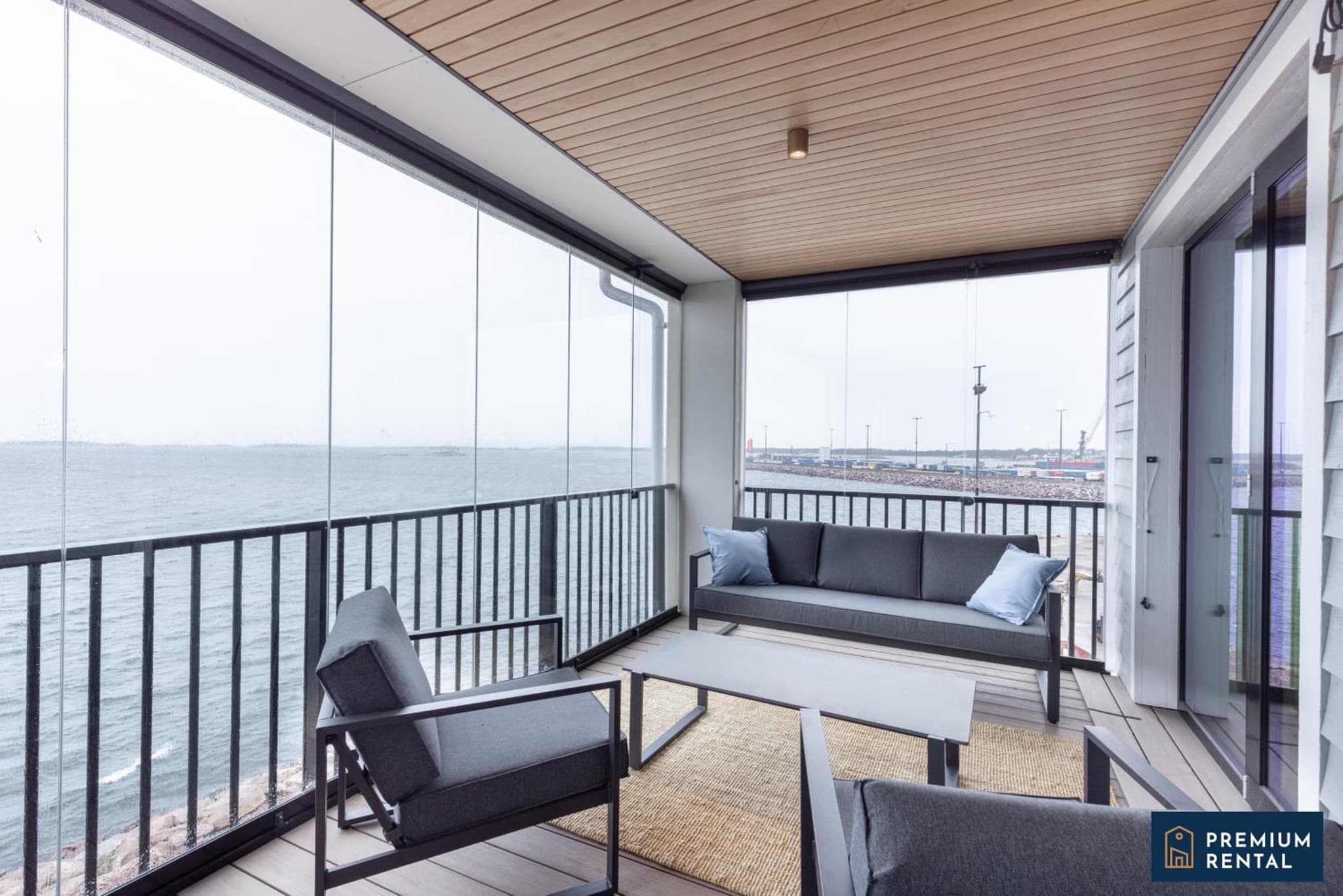 C44 Ultimate Luxury Waterfront Penthouse photo 5