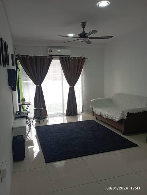 3R Guest House Manhattan Condominium photo 9