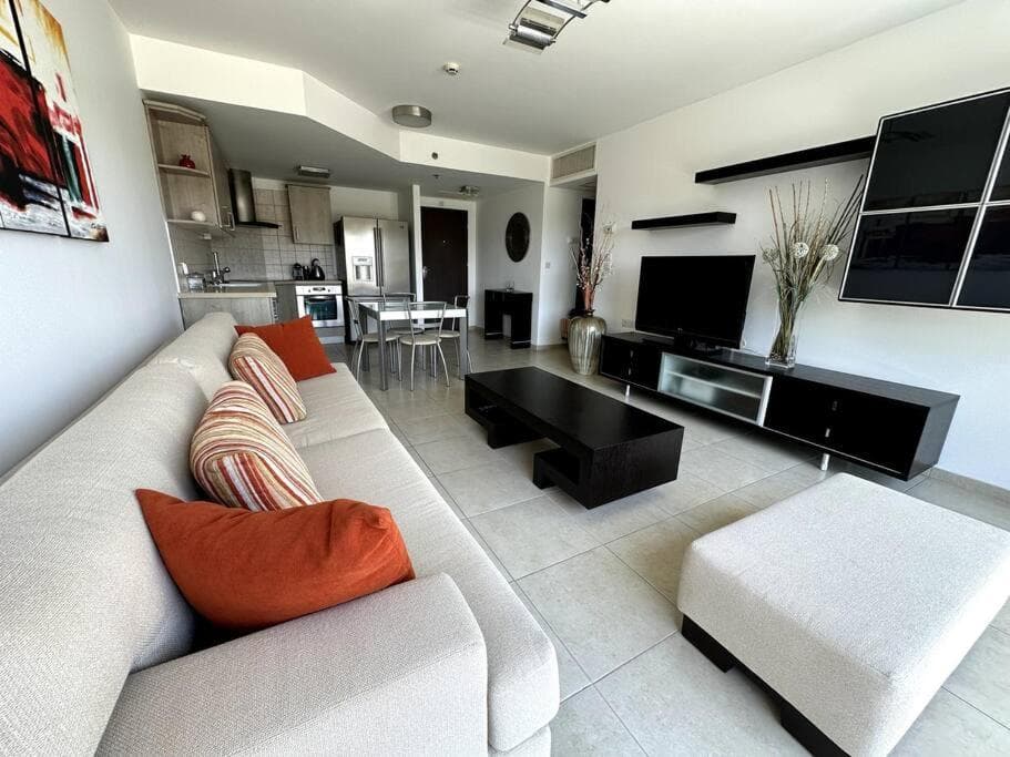 Elegant 1 Bedroom Oasis Marina photo 9