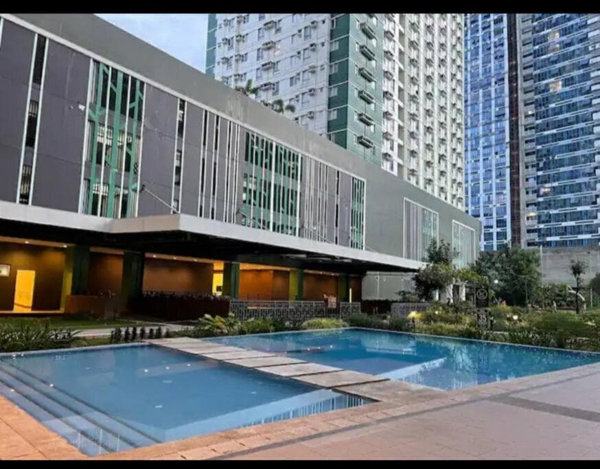 Hana Inn Avida Riala Tower3 IT Park 14 photo 9