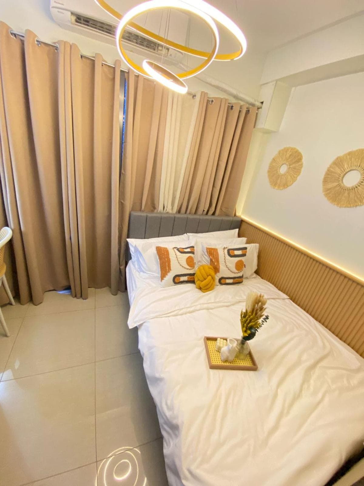 Cozy Vibes near MOA & NAIA AIRPORT with NETFLIX,MINIVIDEOKE,BOARDGAMES-DUXE3 photo 6