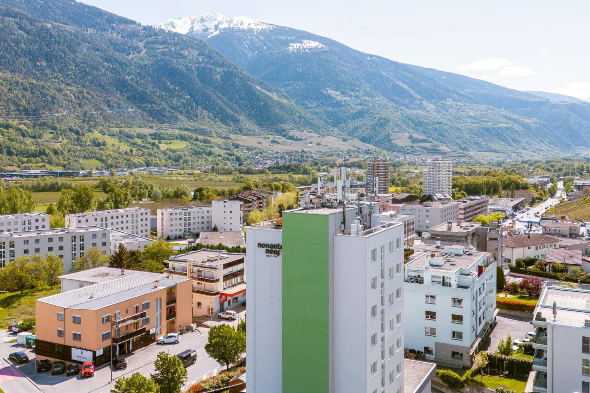 Nonanteneuf appart hōtel Sierre - contactless check-in
