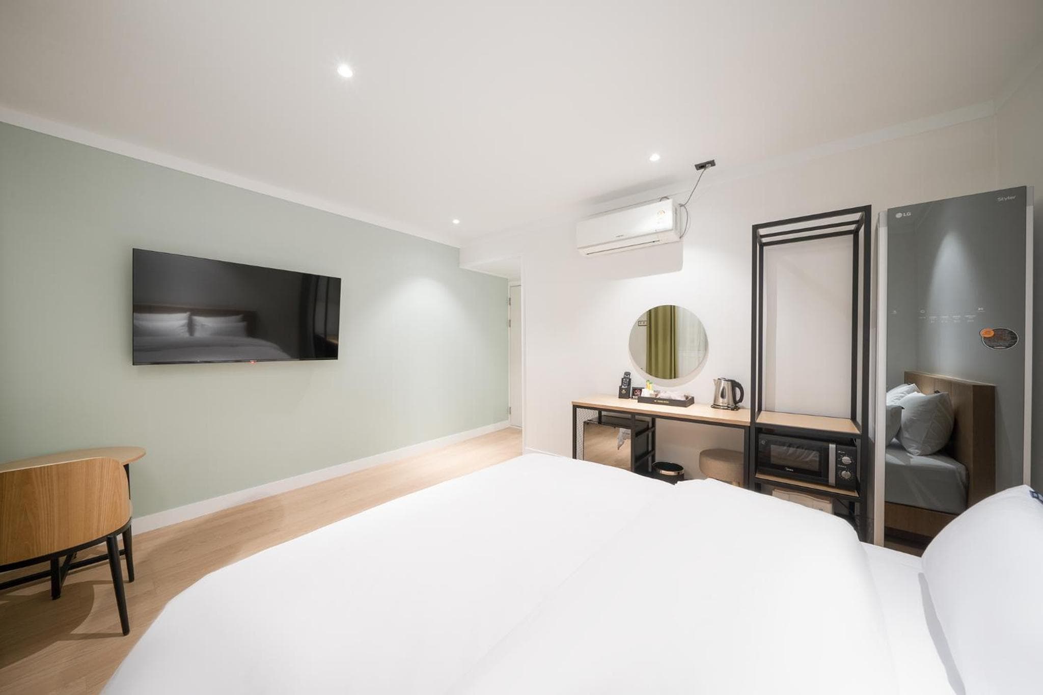 Hound Hotel Gumi indong photo 3