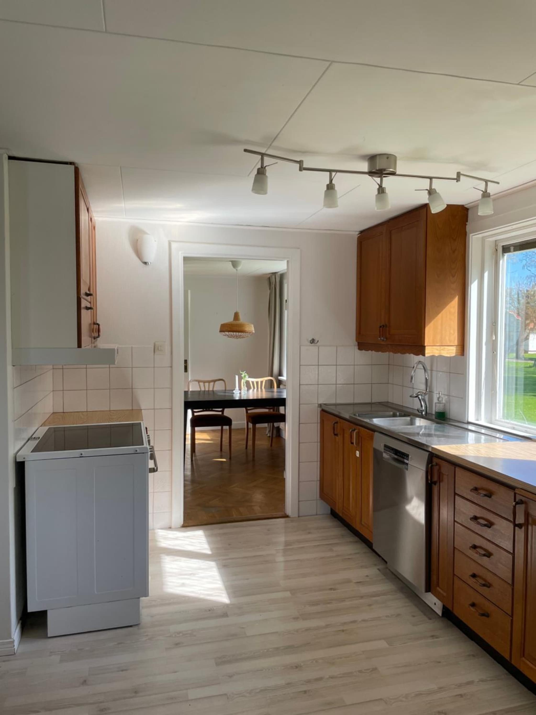 Gårdsflygel med egen trädgård photo 2
