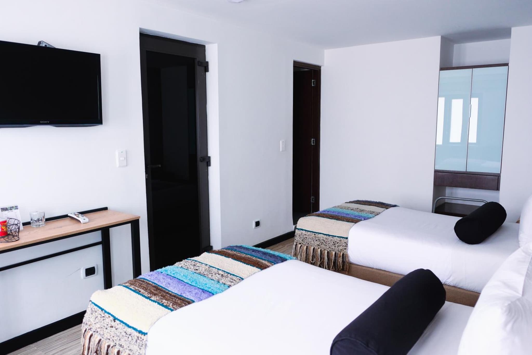 Hotel DC Feria photo 3