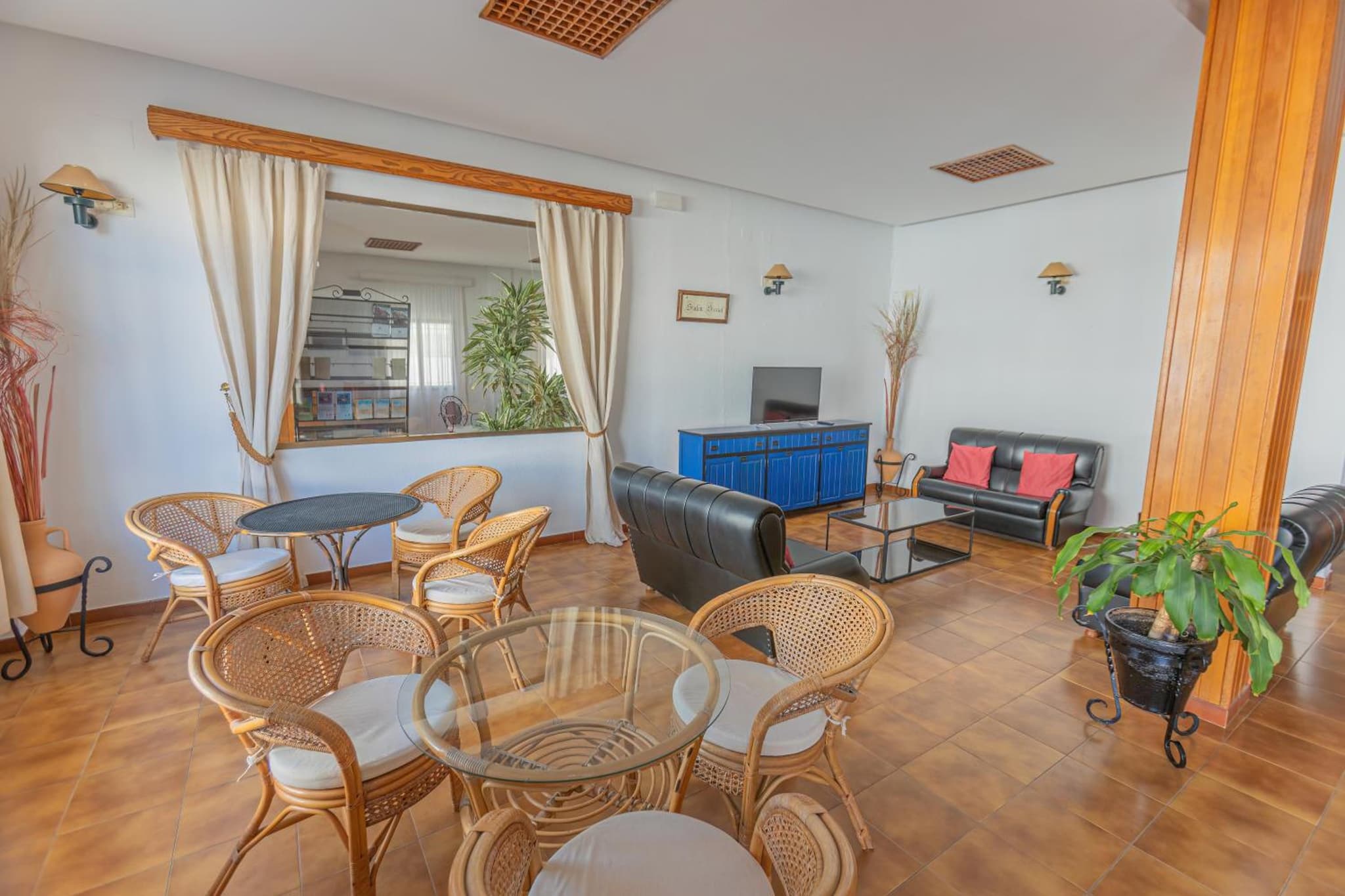 Hotel Tres Jotas Conil photo 7