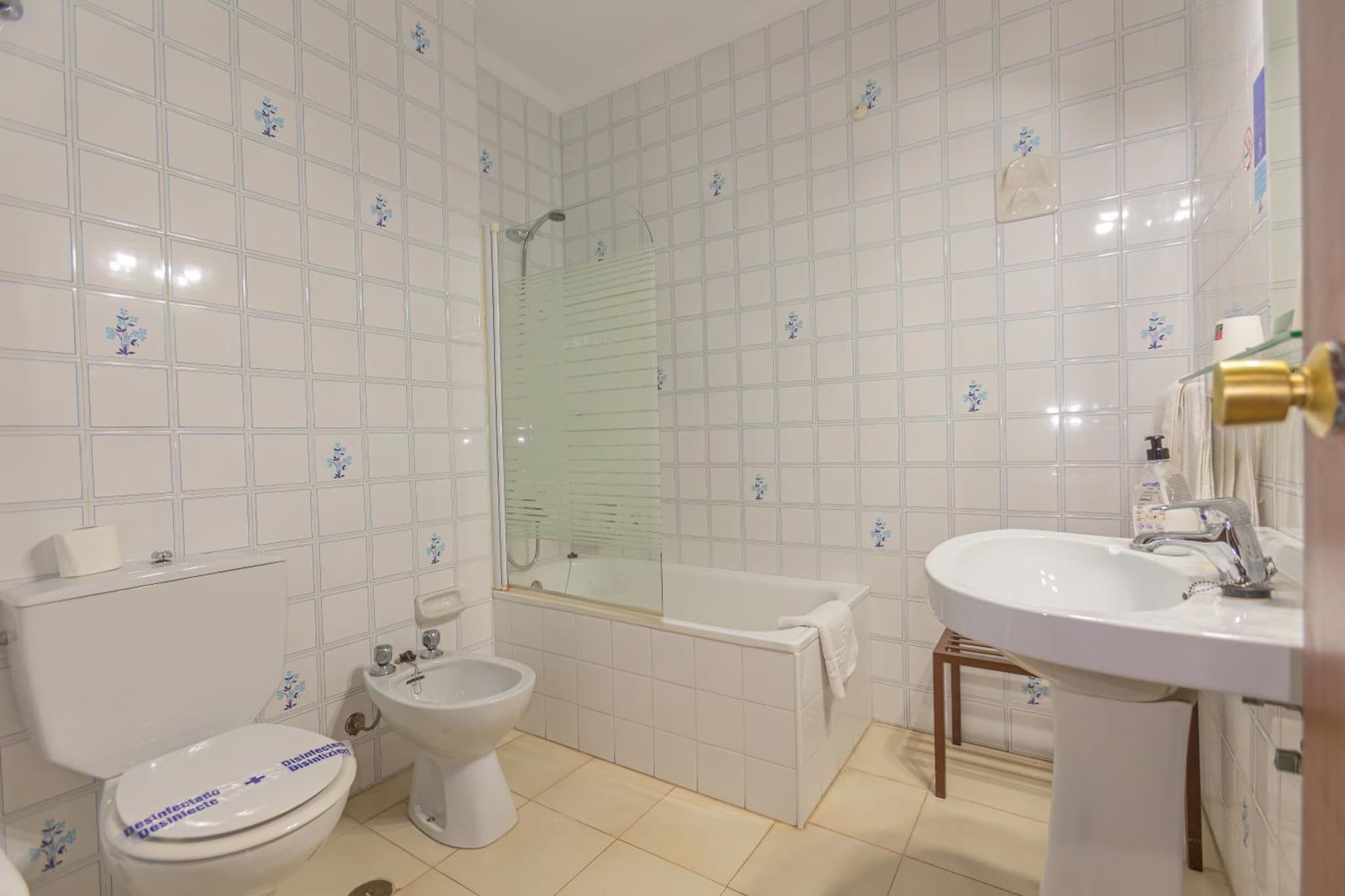 Hotel Tres Jotas Conil photo 6