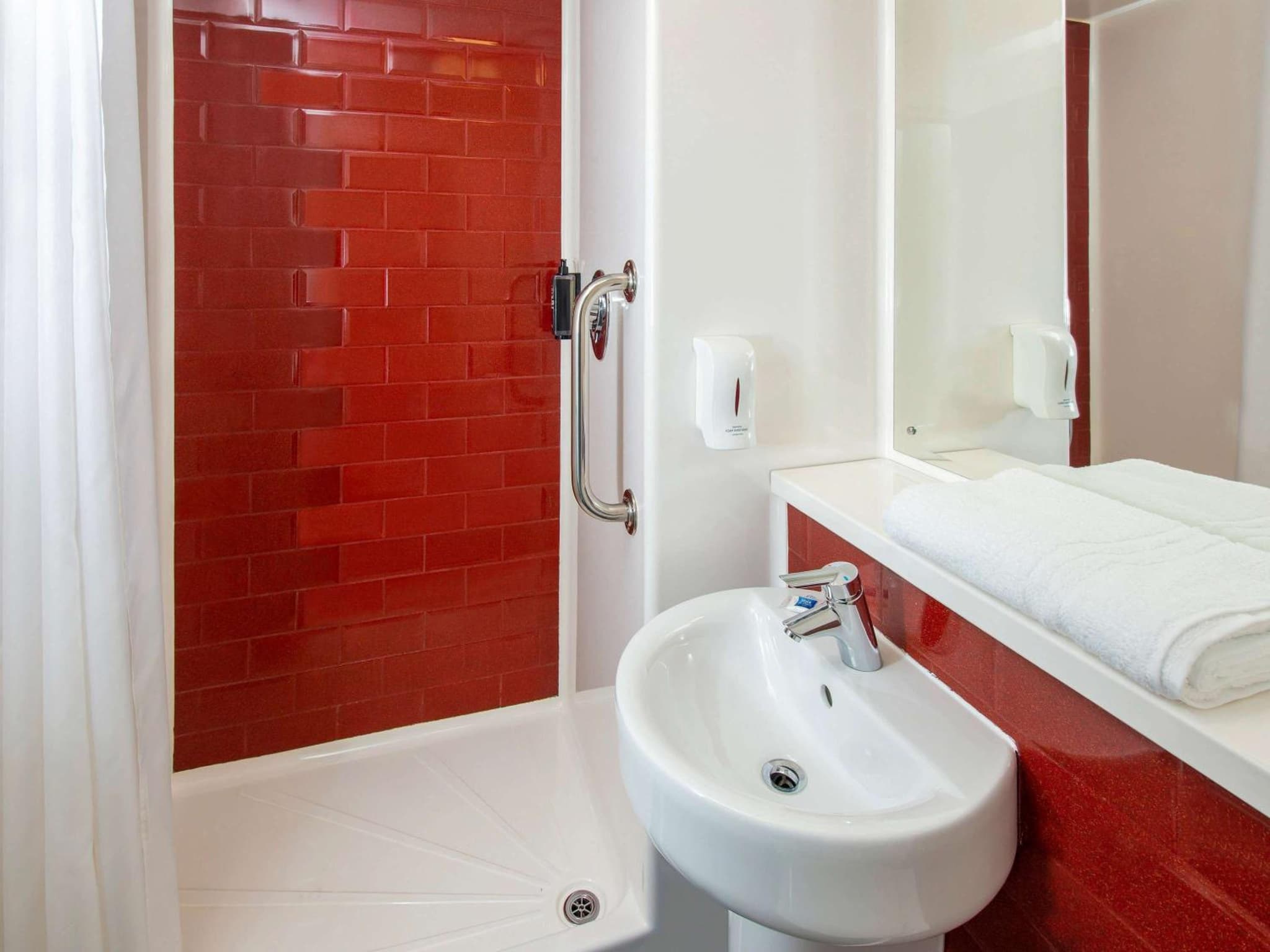 GO2 Lancaster Centre Hotel by OYO photo 6