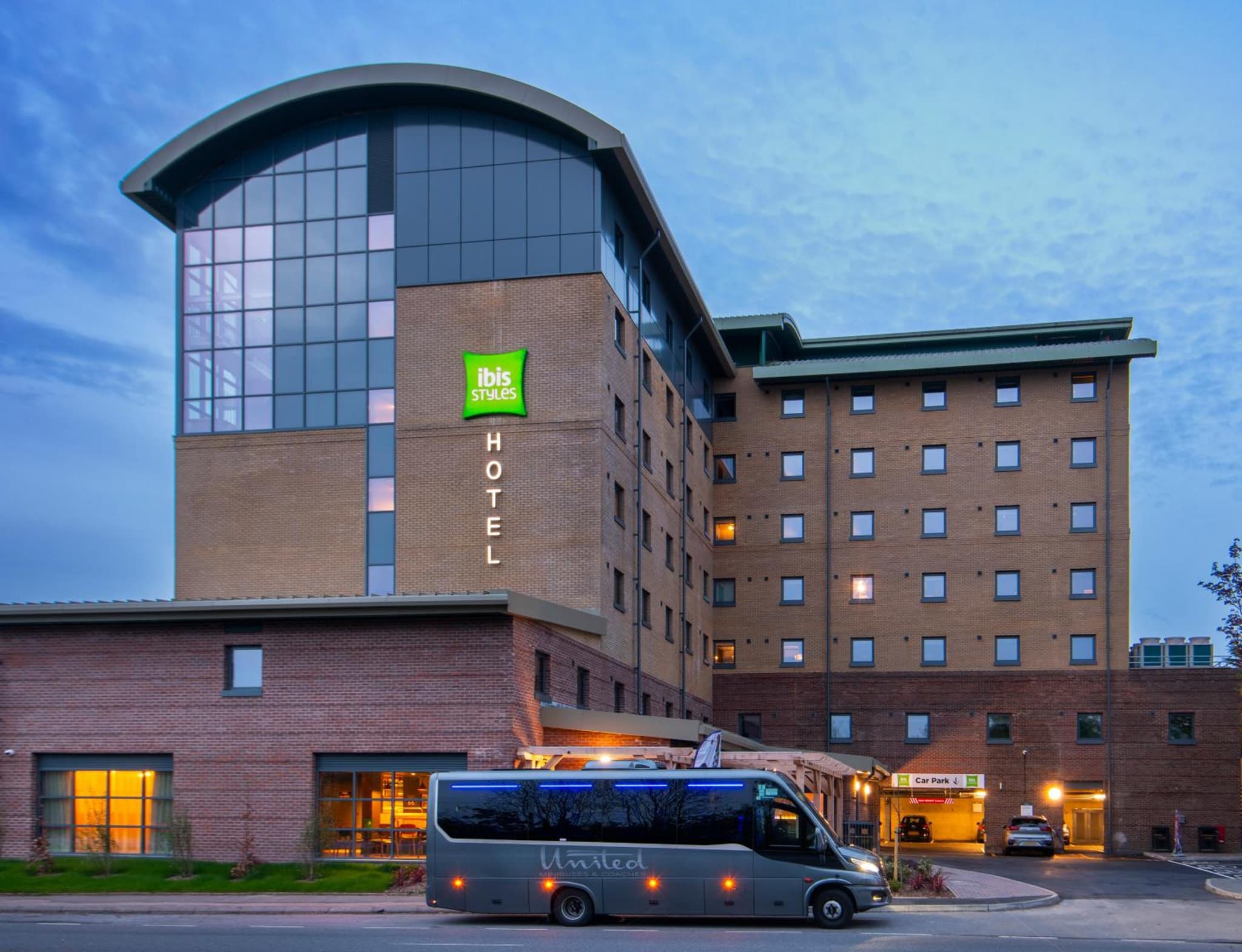 ibis Styles London Gatwick Airport photo 5