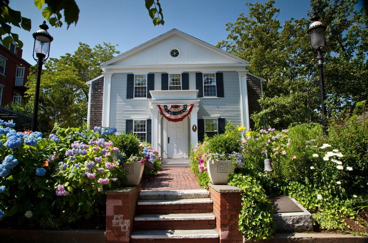 Jared Coffin House photo 2