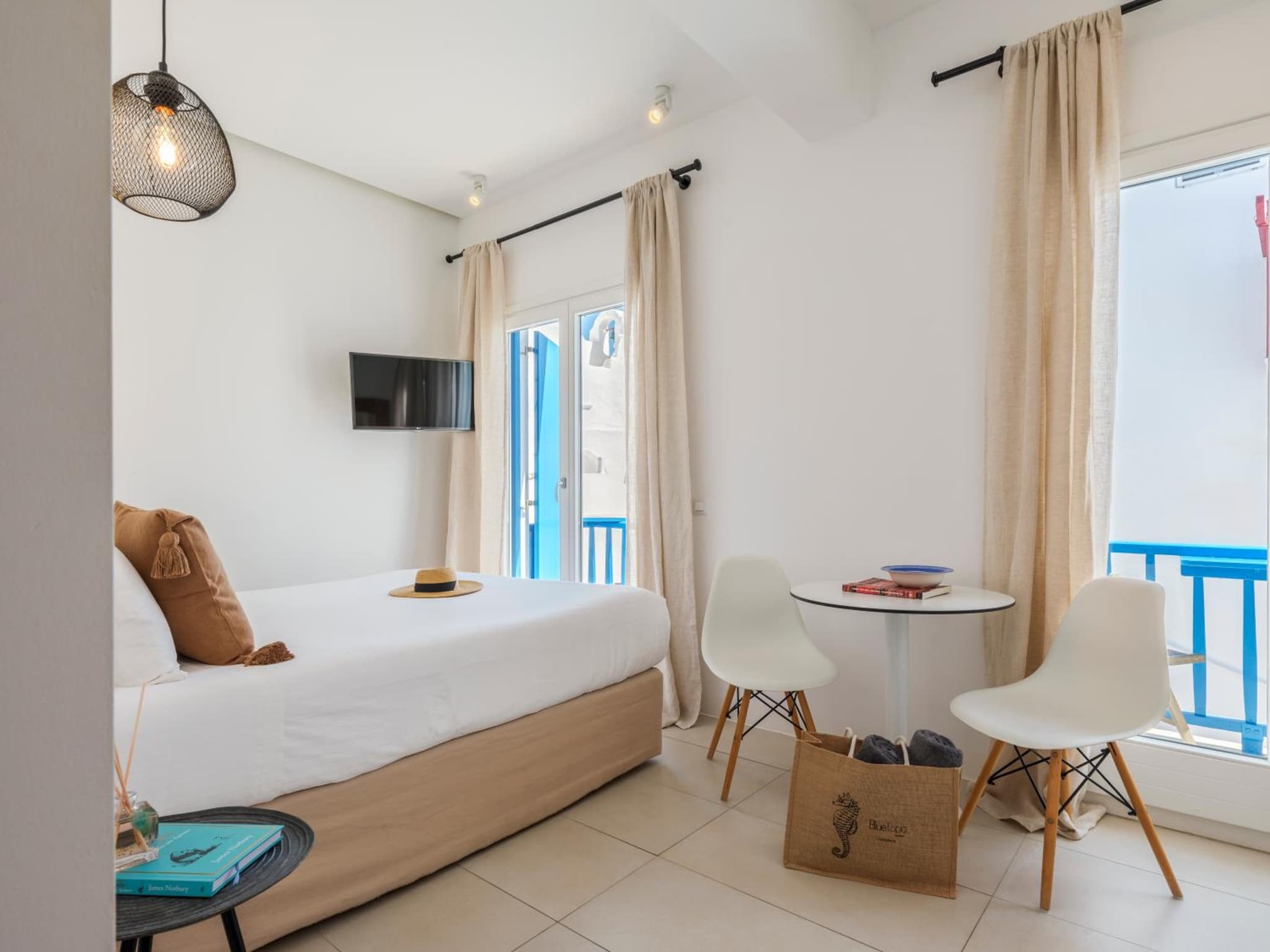 Bluetopia Suites photo 9
