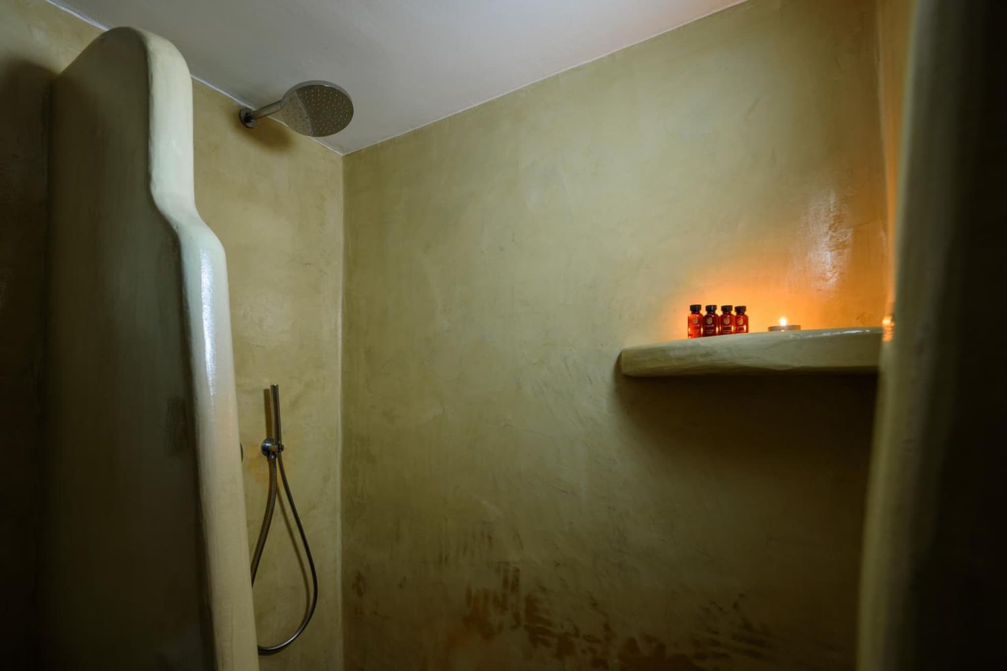 Athiri Luxury Suites photo 6