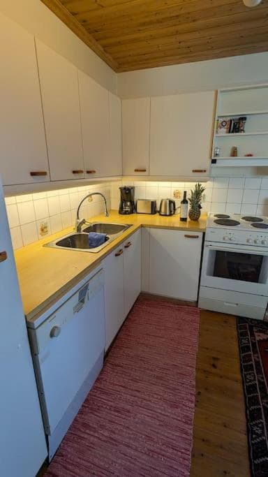 Spacious apartment with stunning views photo 3