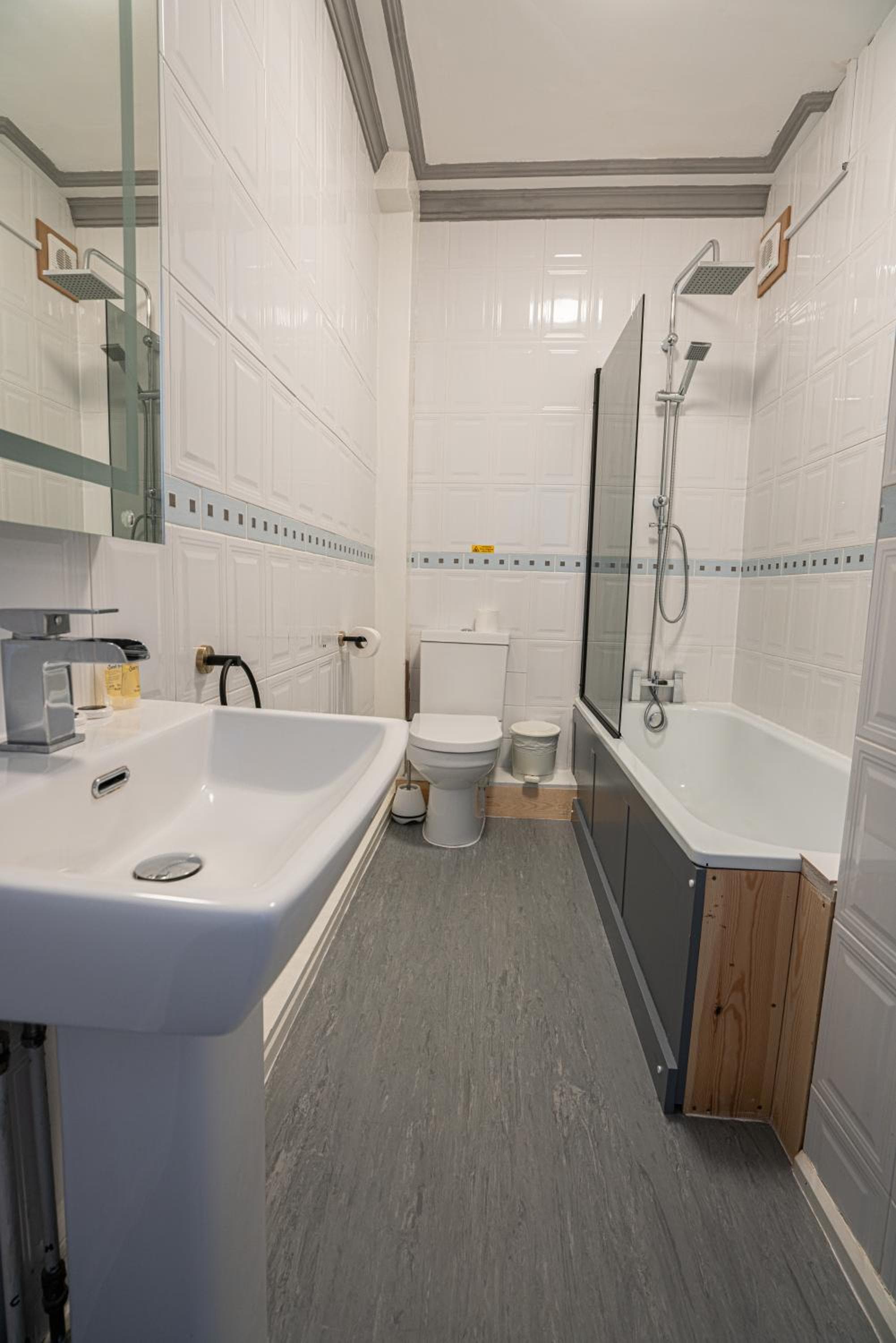 The Central Hotel photo 8