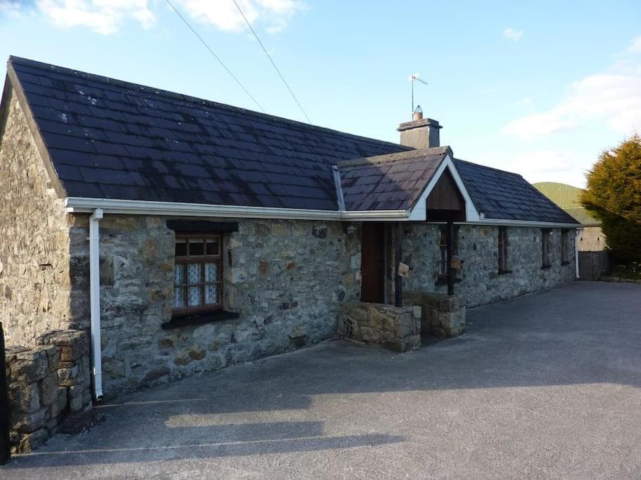 The Hill Cottage photo 2