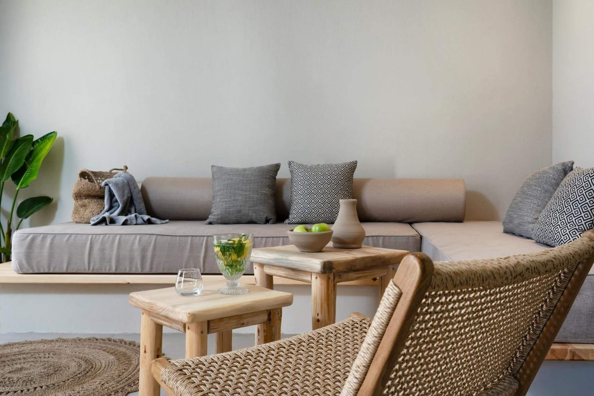 Amo Golden Suites photo 7