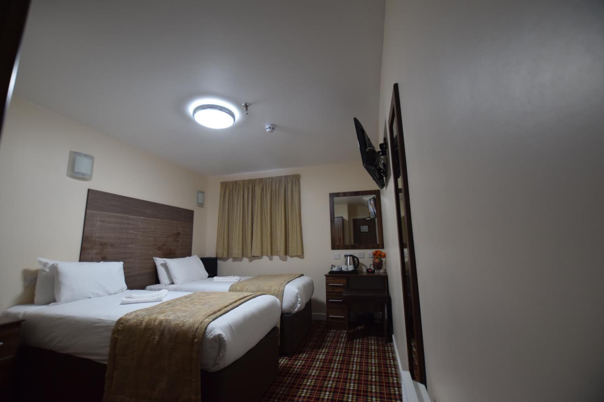 Lucky 8 Hotel photo 7