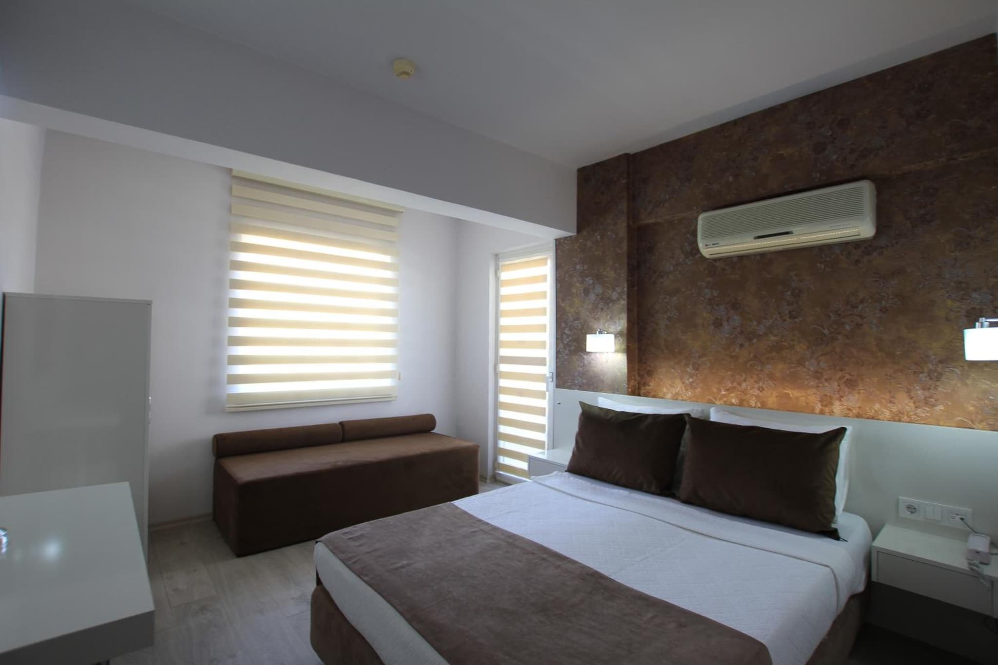 Myra Hotel photo 9