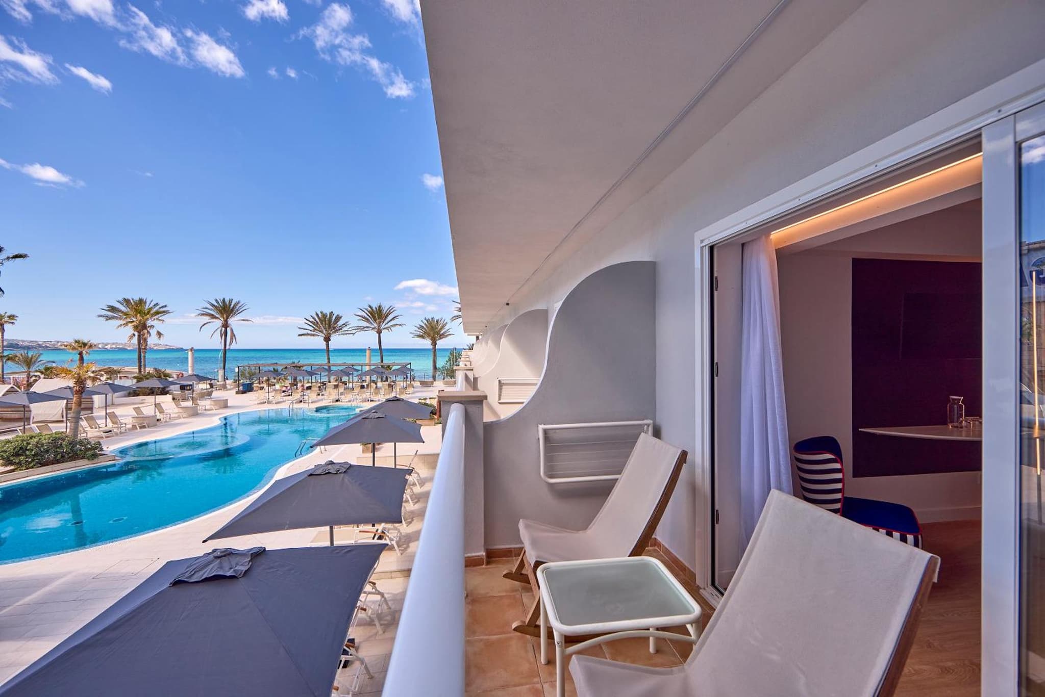 Universal Hotel Neptuno - Adults Only photo 3