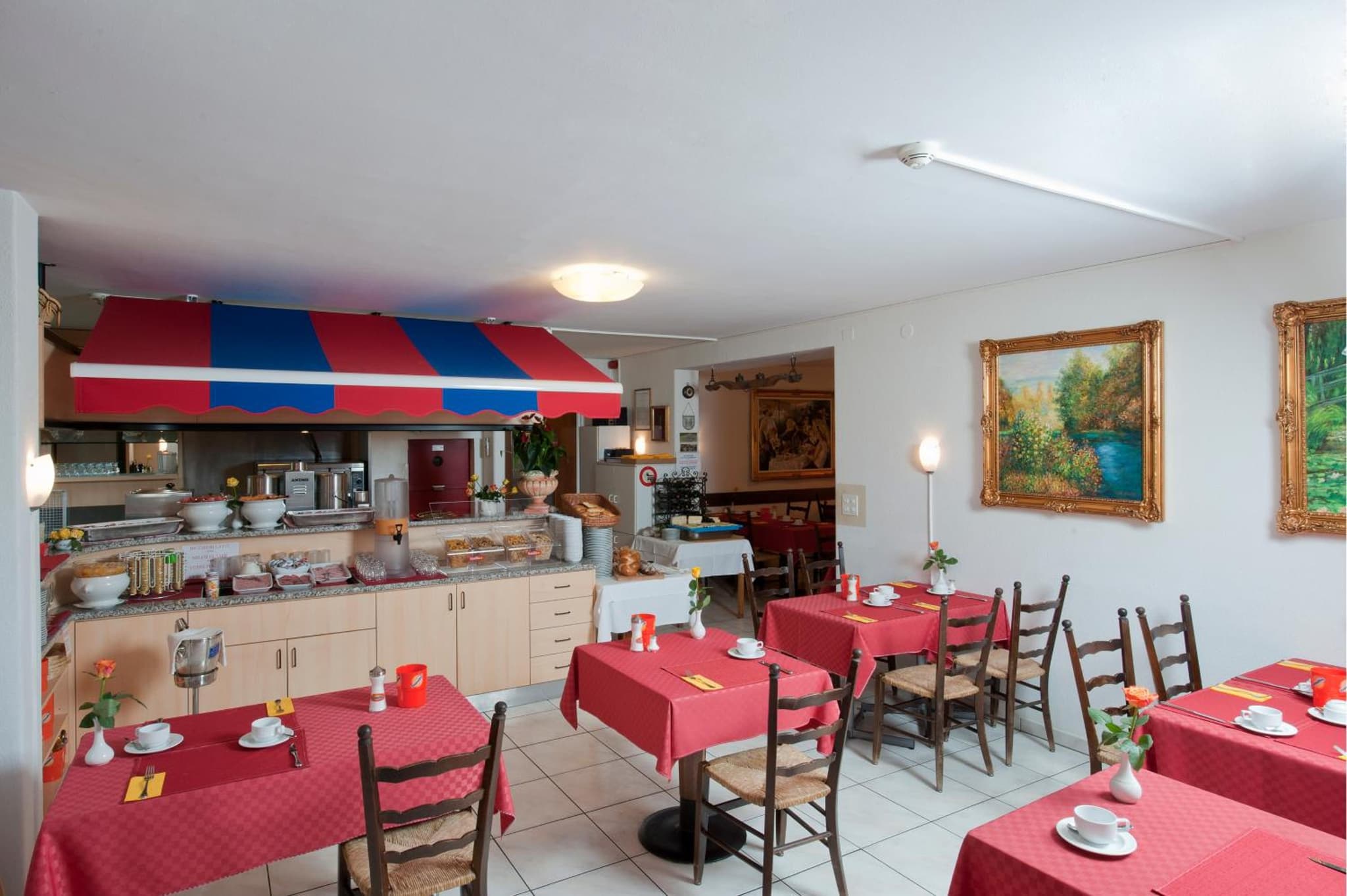 restaurant
