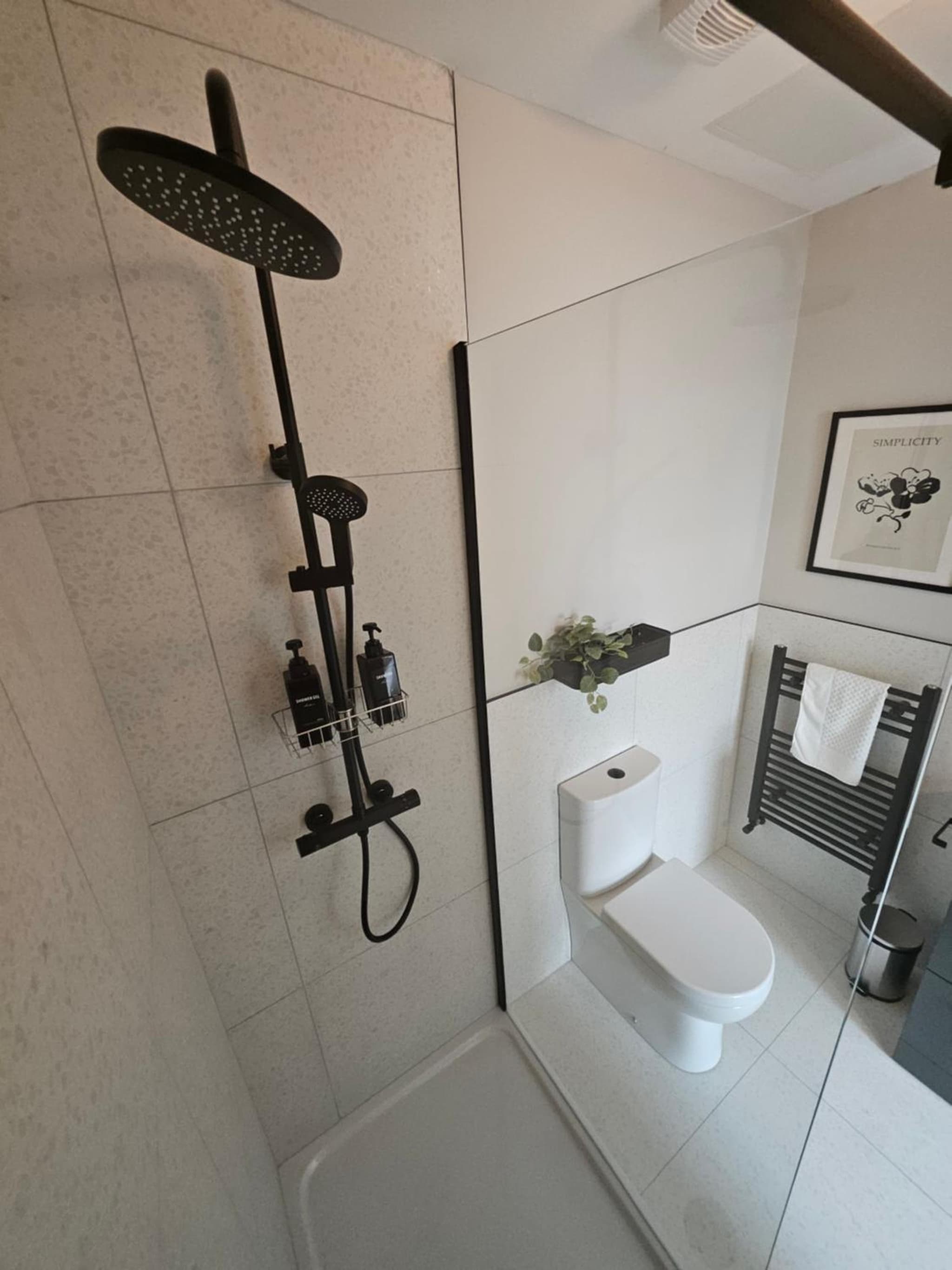 Tatlers Guest House photo 6