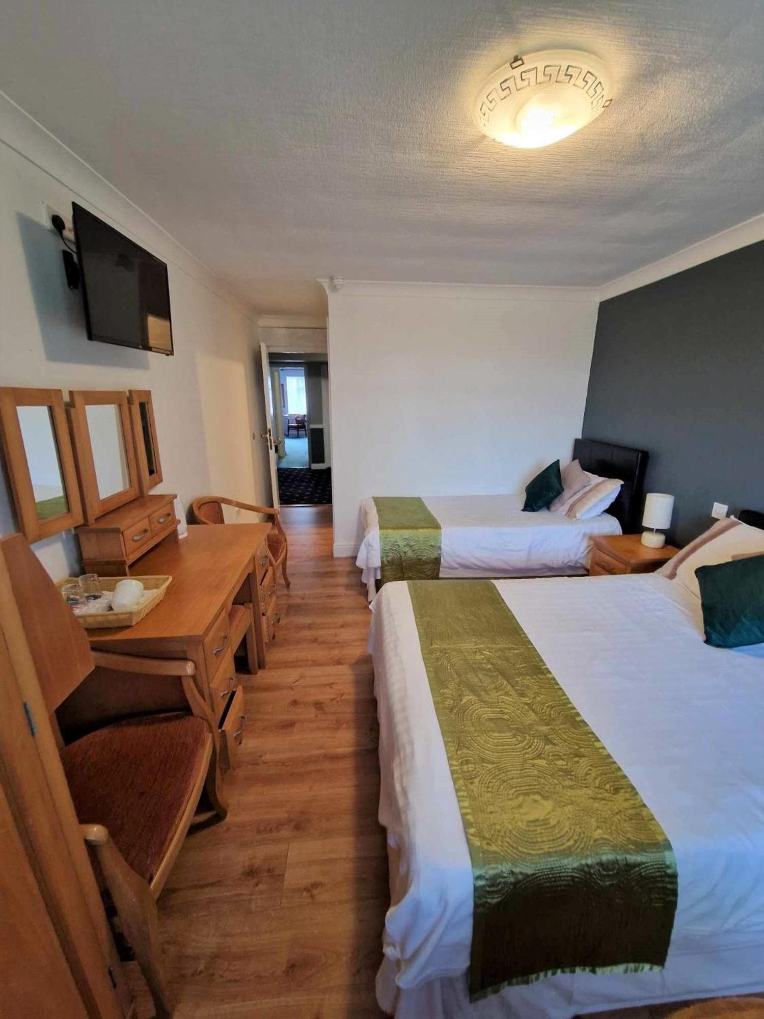 The Lanterns Hotel photo 4