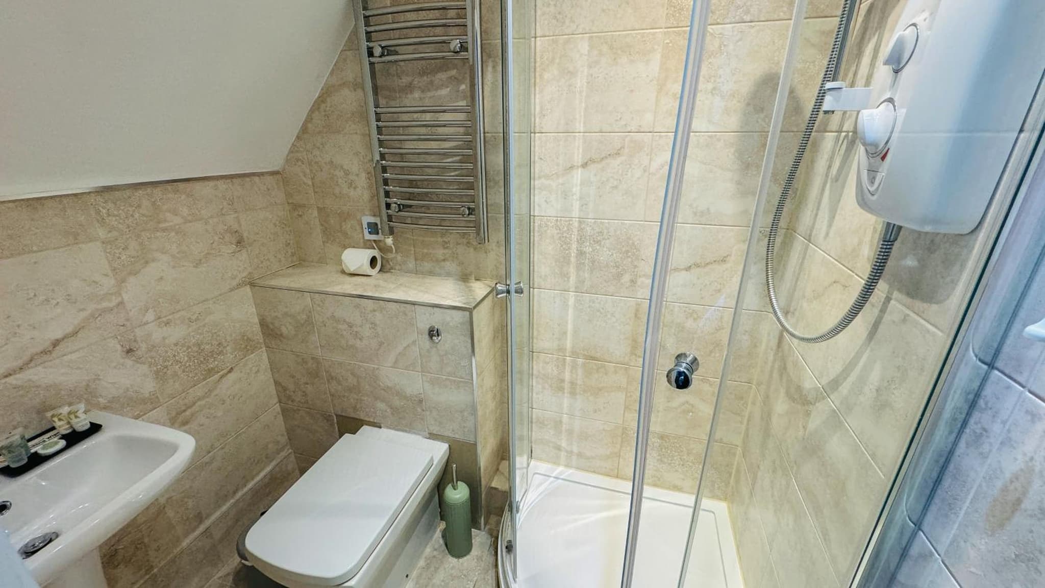 The Crags Hotel photo 2