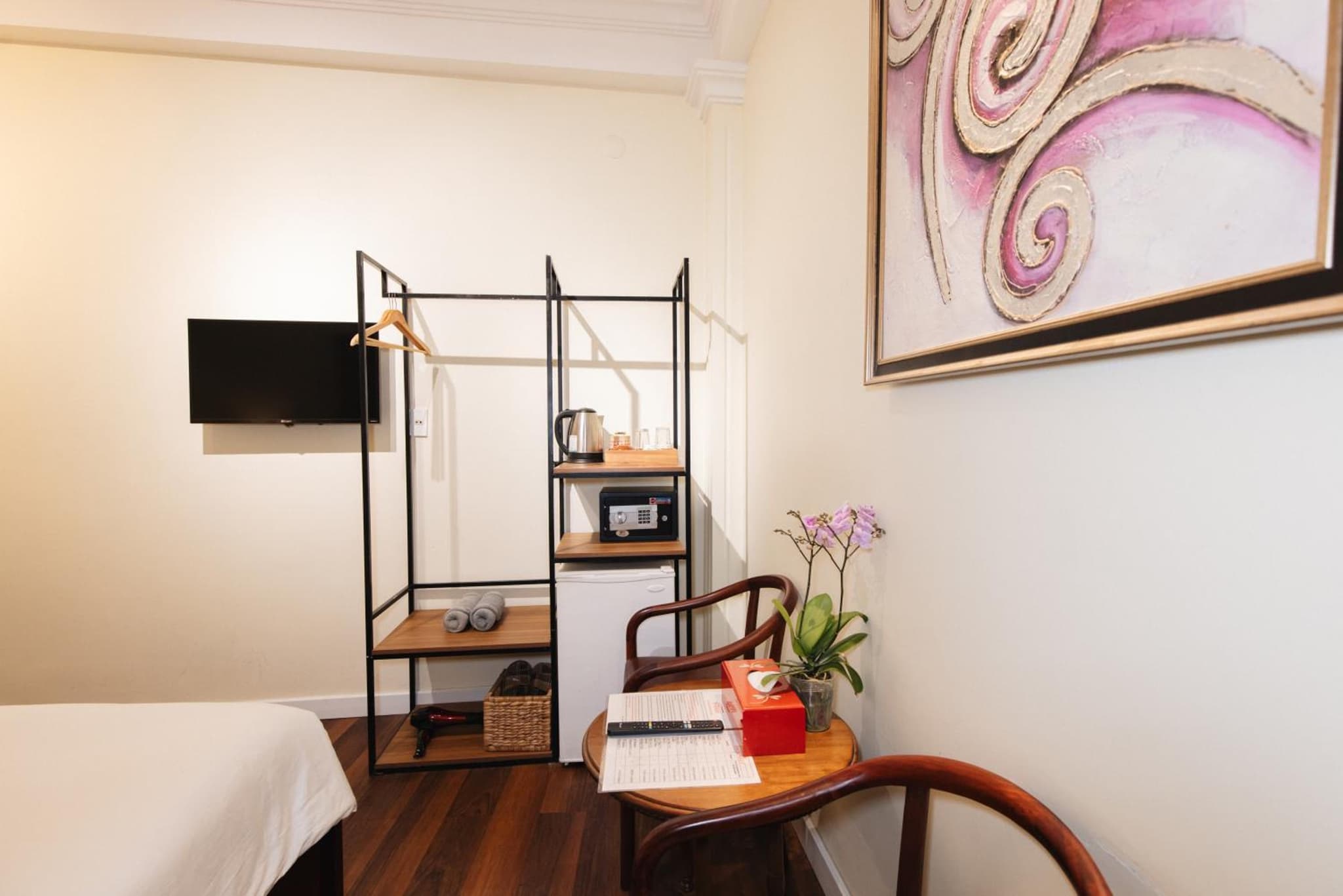 9 Hostel and Suites photo 4