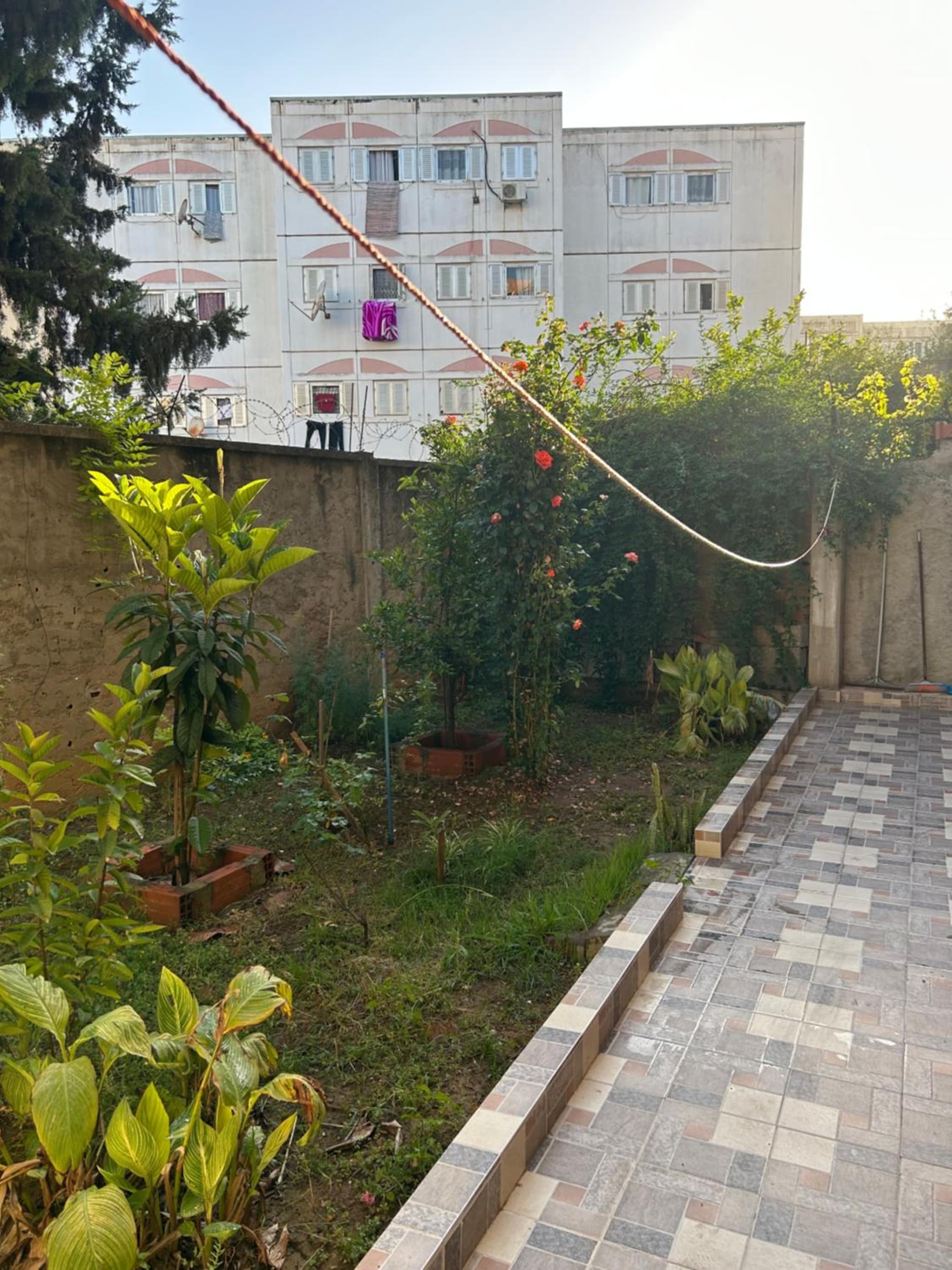 Yassine's home photo 2