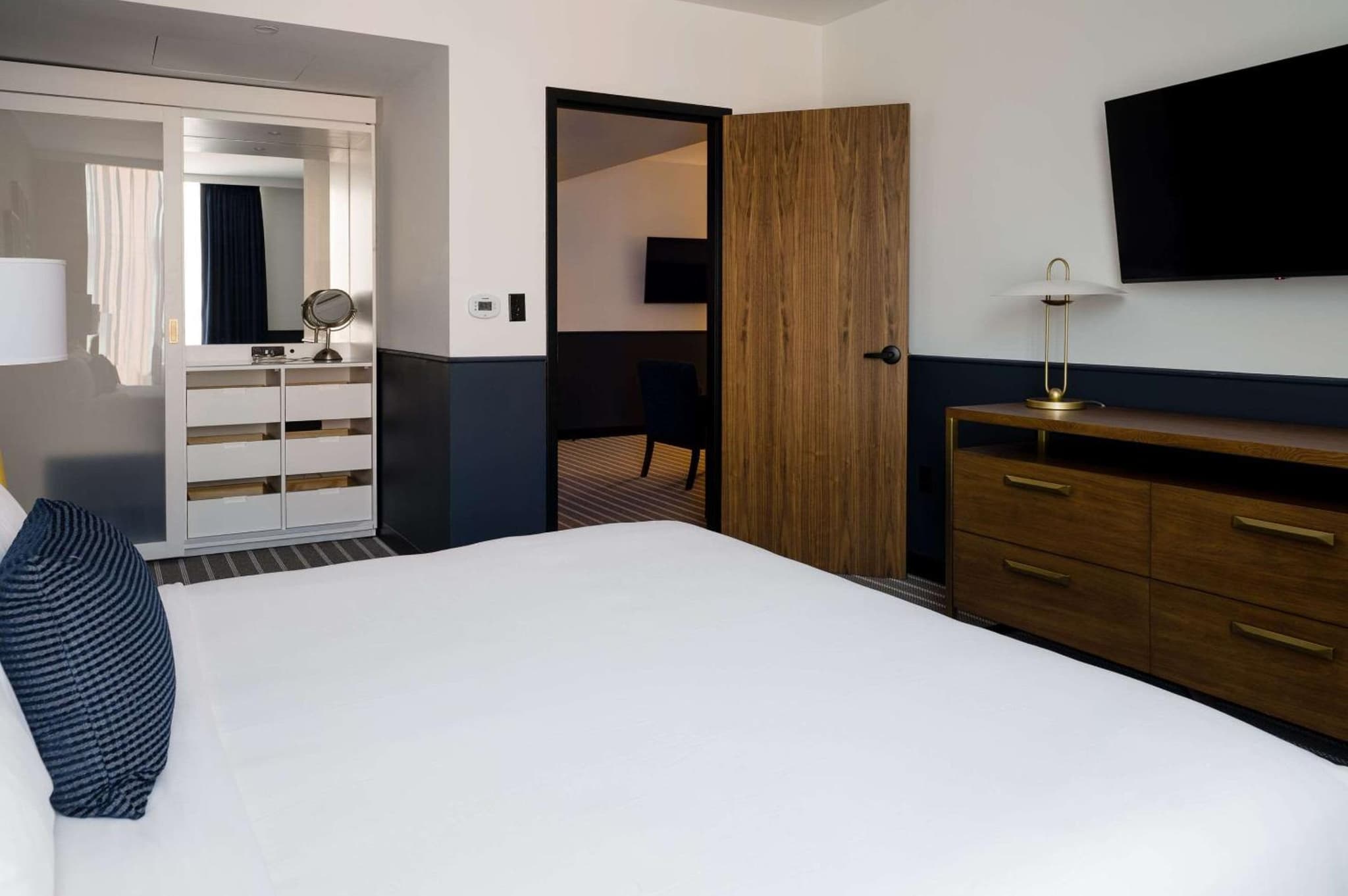 Cambria Hotel Boston Somerville photo 5