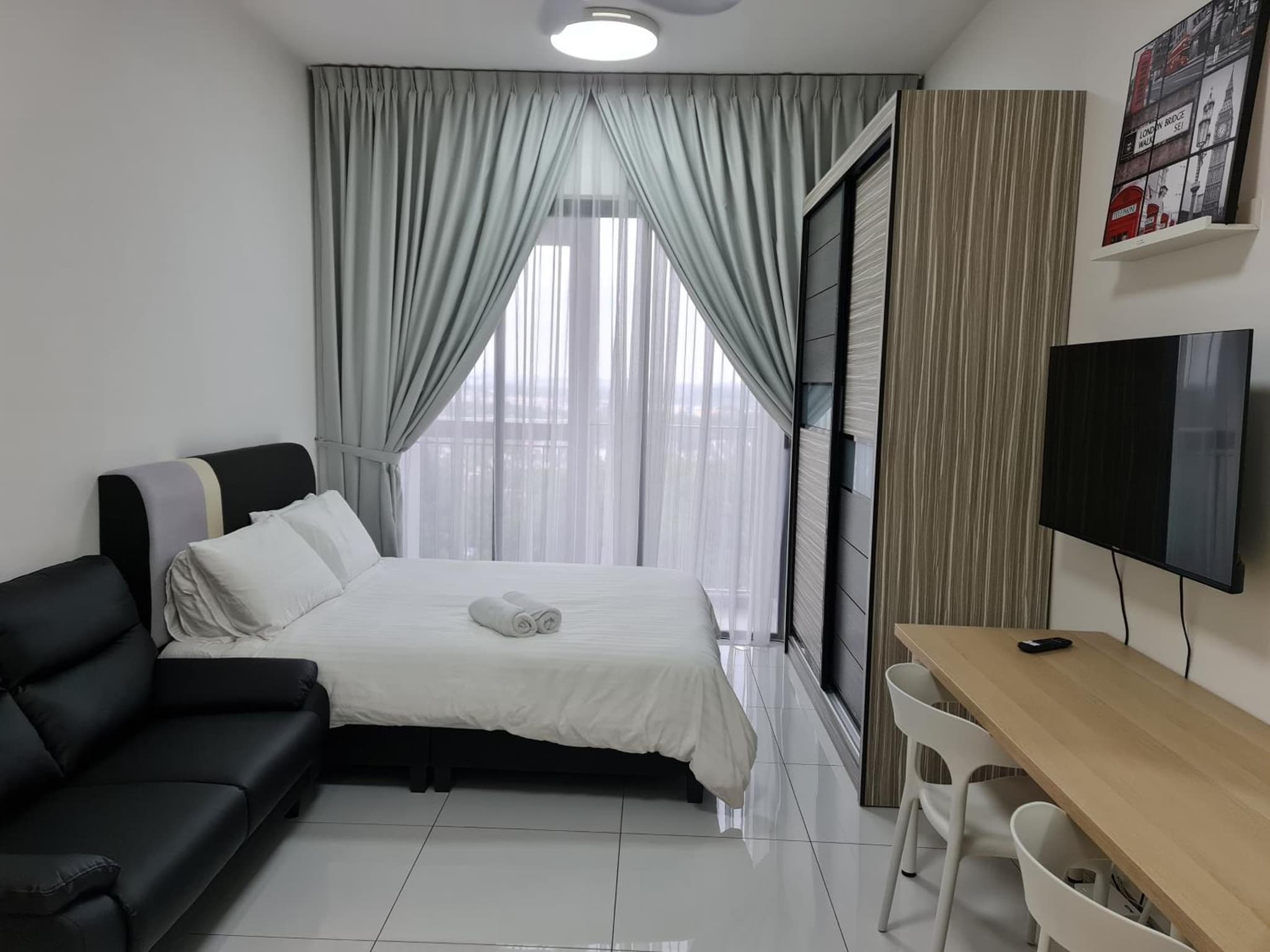 Sky Tree Studio Apartment at Bukit Indah, Johor photo 4