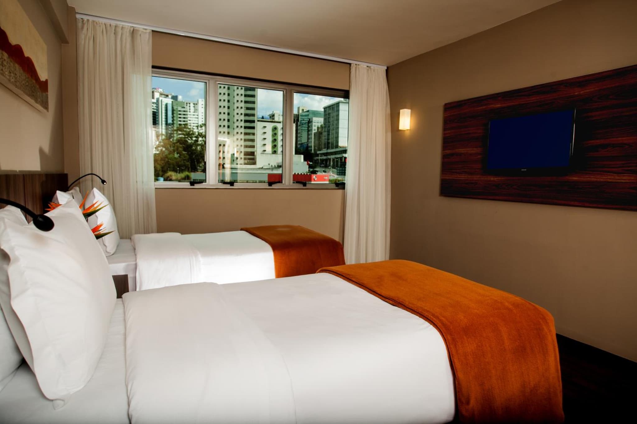 BH Raja Hotel photo 2
