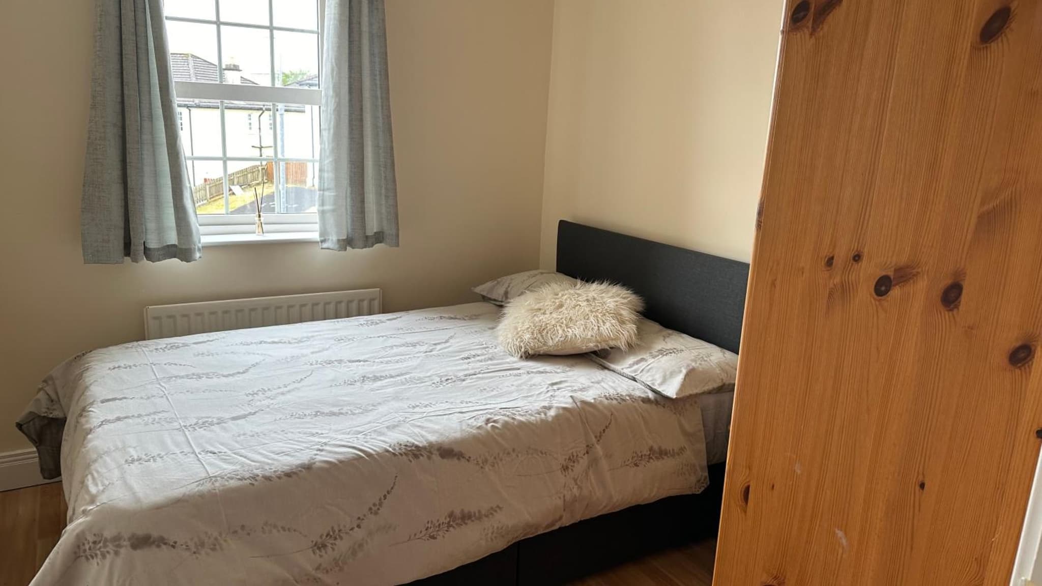 Four bedroomed Townhouse photo 8