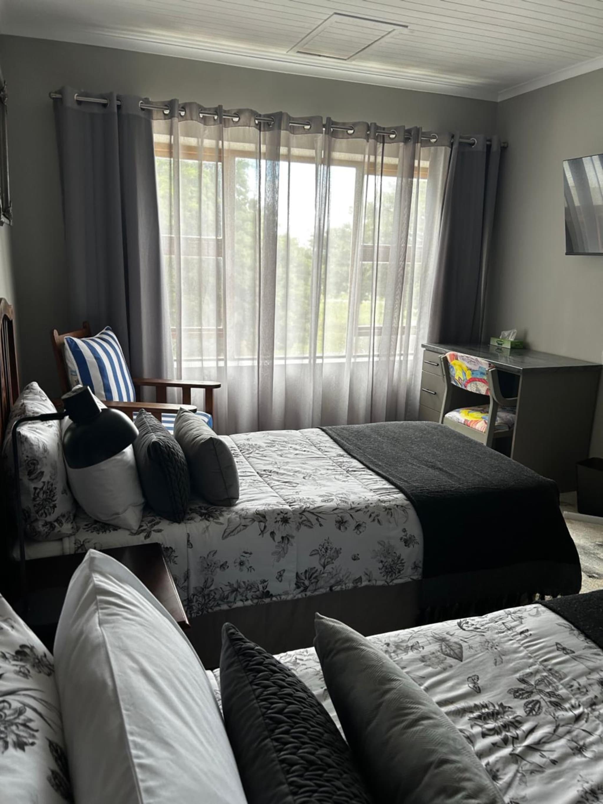 Guesthouse Grace At The Bay photo 3