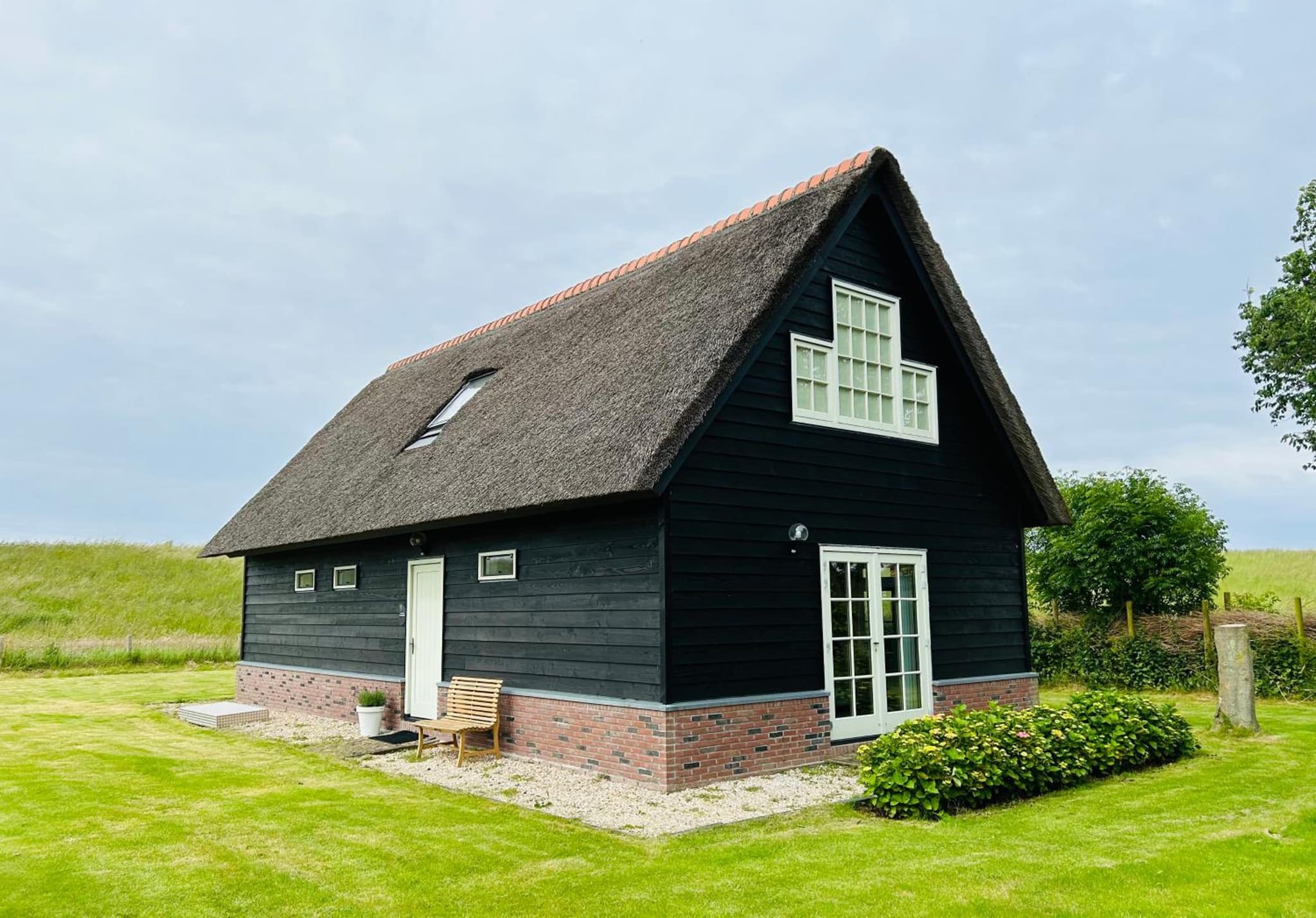 Villa Nieuwland holiday home
