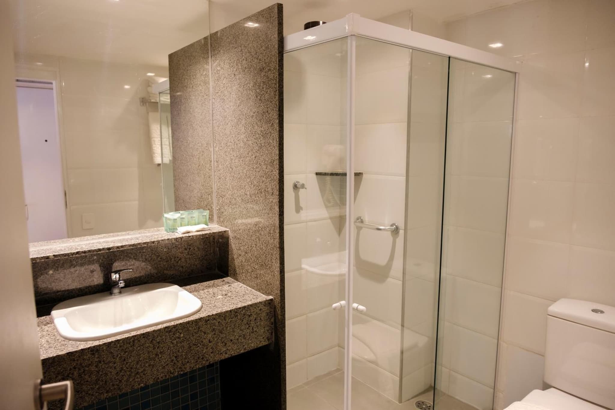 Marante Plaza Hotel photo 6