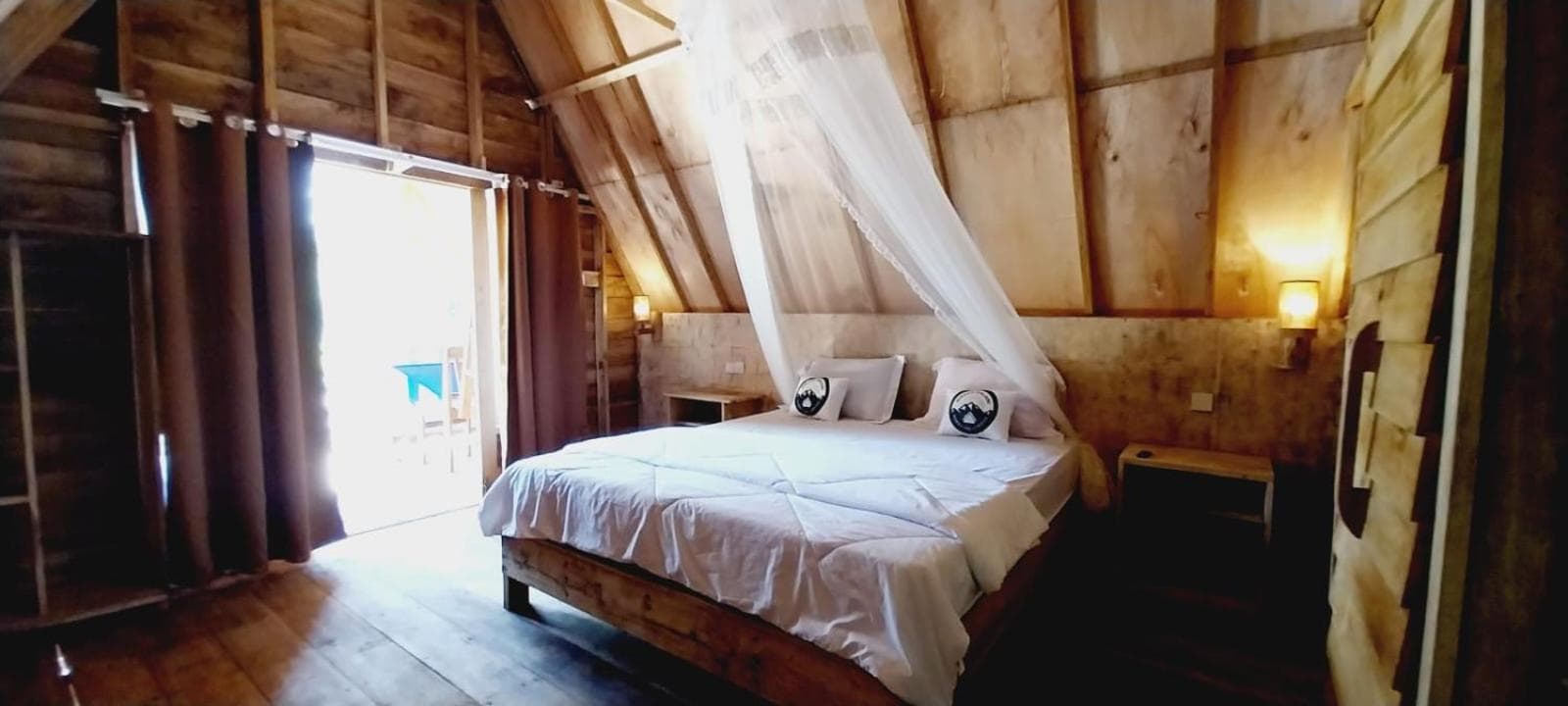 Girang Rinjani Bungalows photo 8