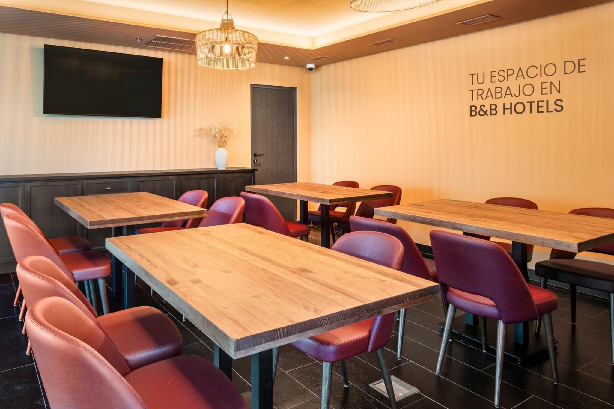 meeting & event spaces