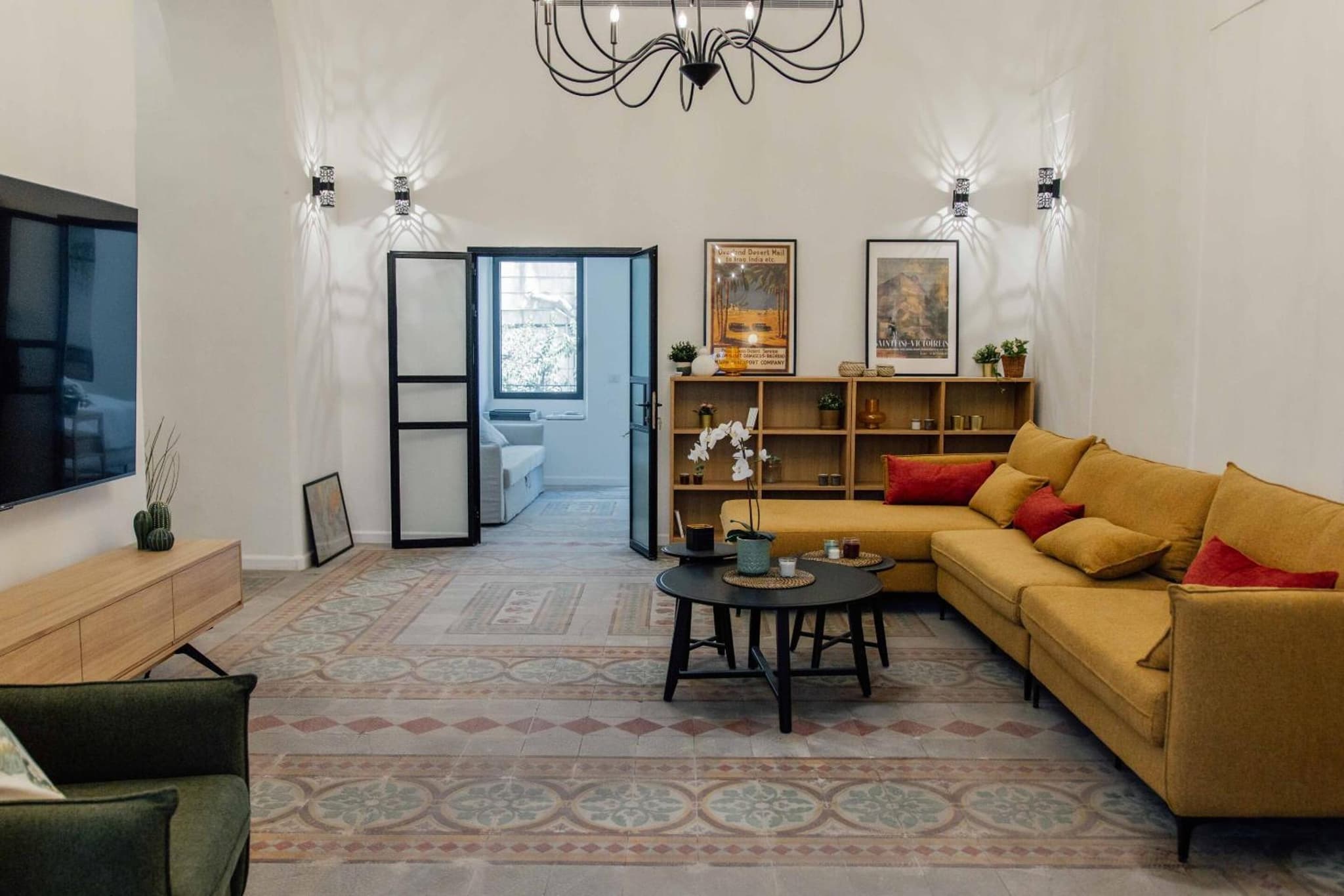 Unique 4 Bedroom - Next Mamilla photo 4