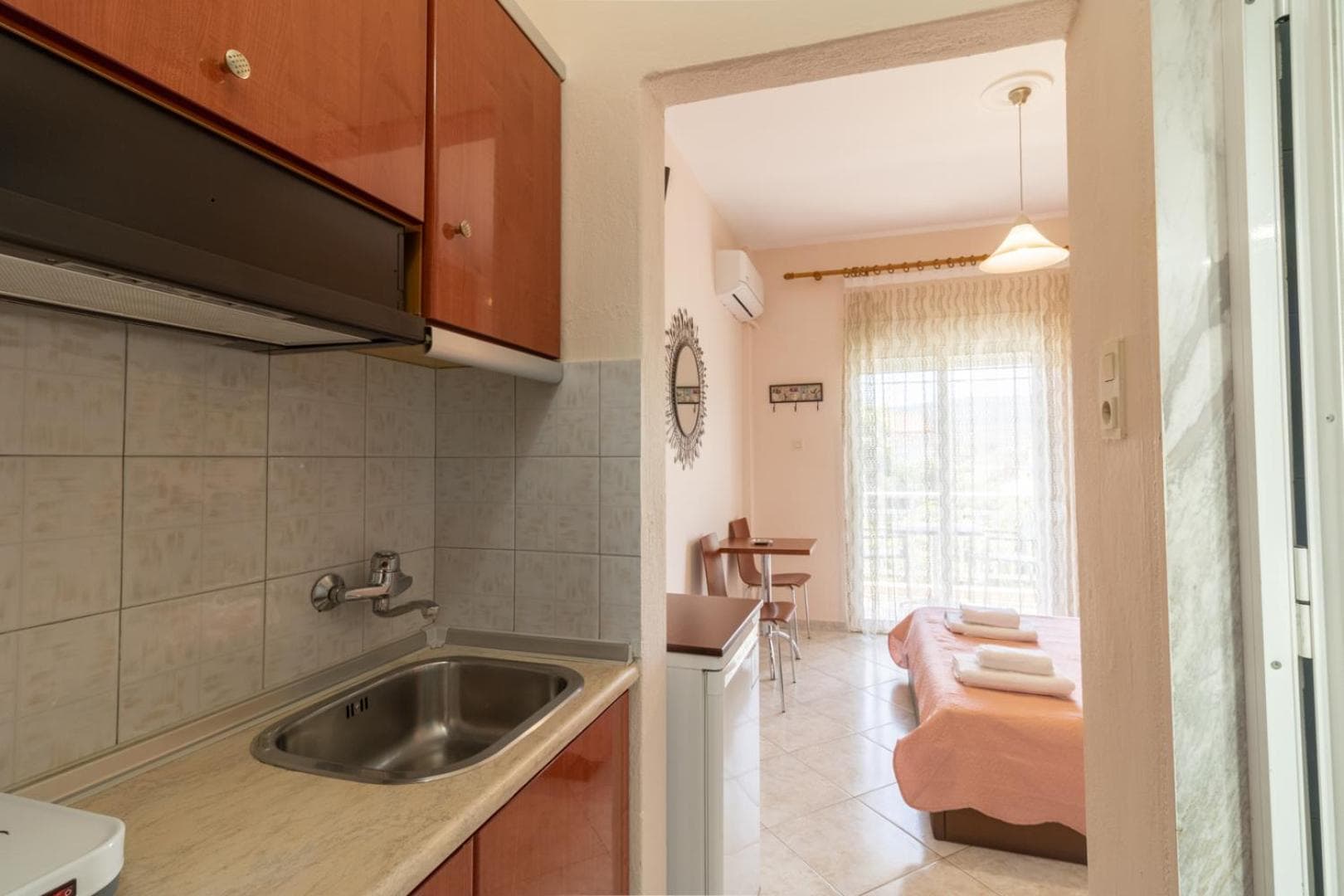 Iliadis House photo 9
