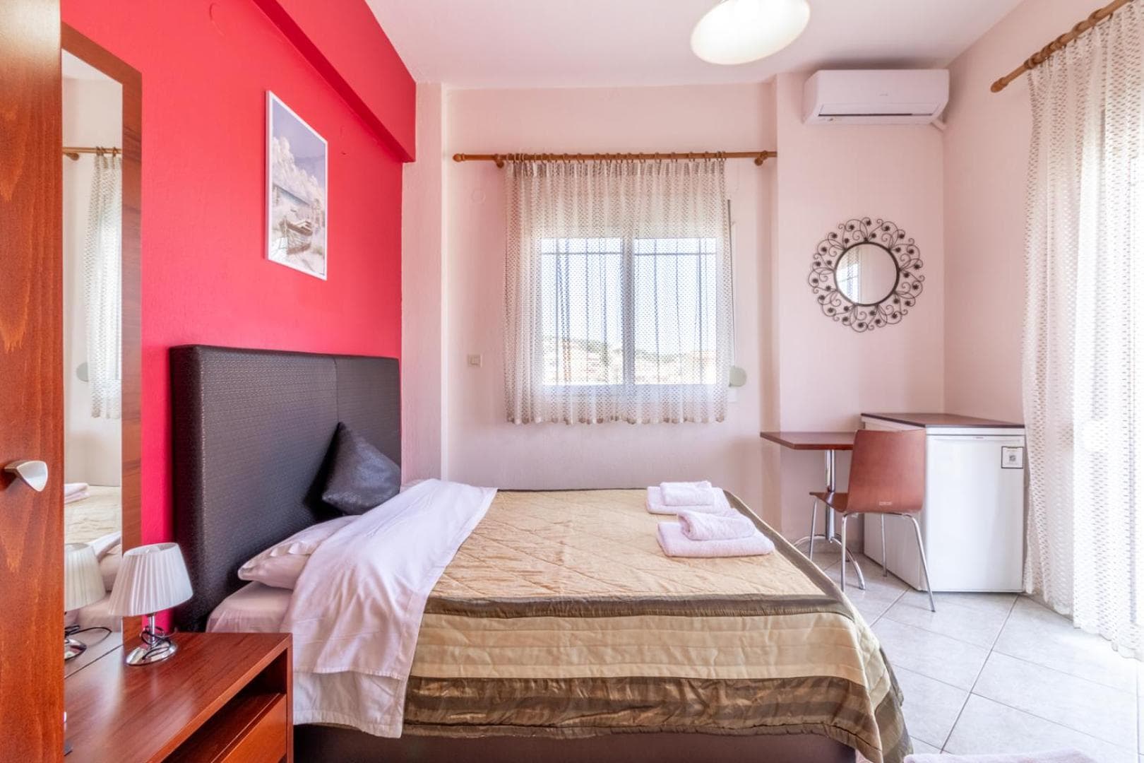 Iliadis House II photo 2