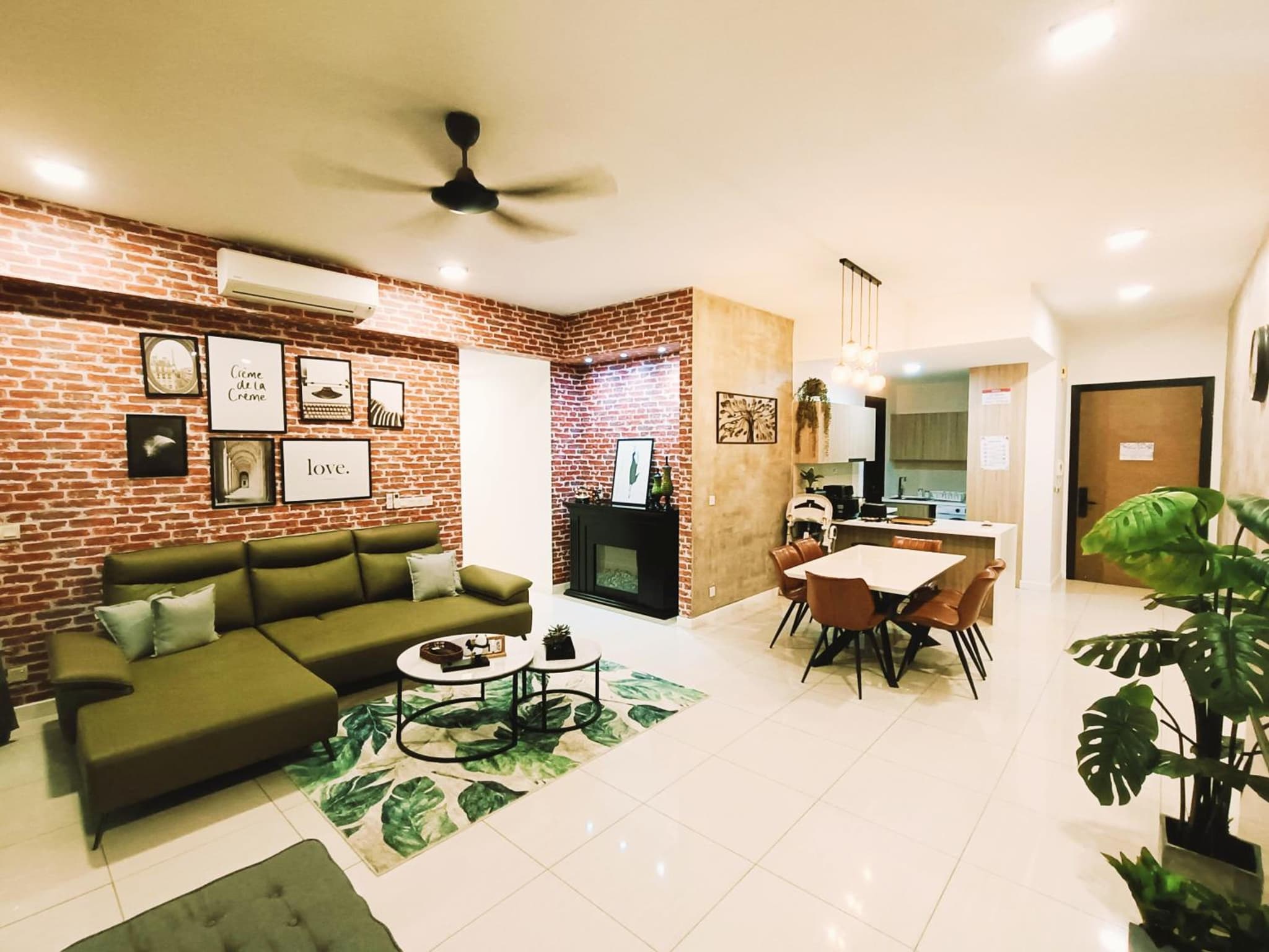7 Kuala Lumpur City for 4 to 12 PAX of 4 BEDROOMS and 3 BATHROOMS near KLCC photo 2