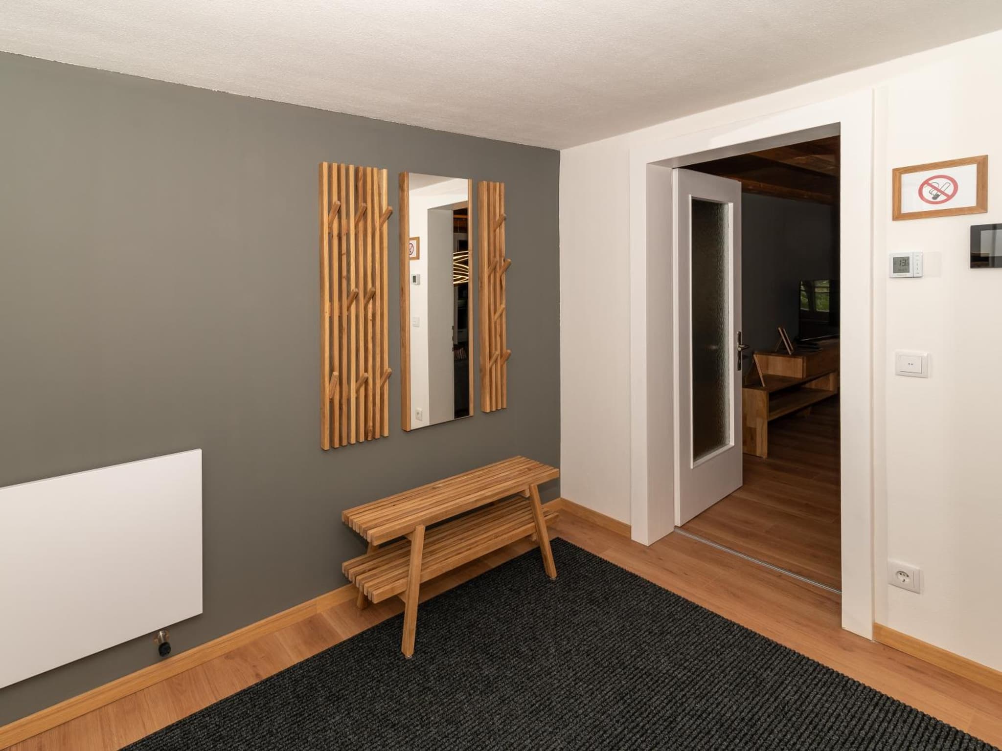 Crimson Cottage Apartments photo 7